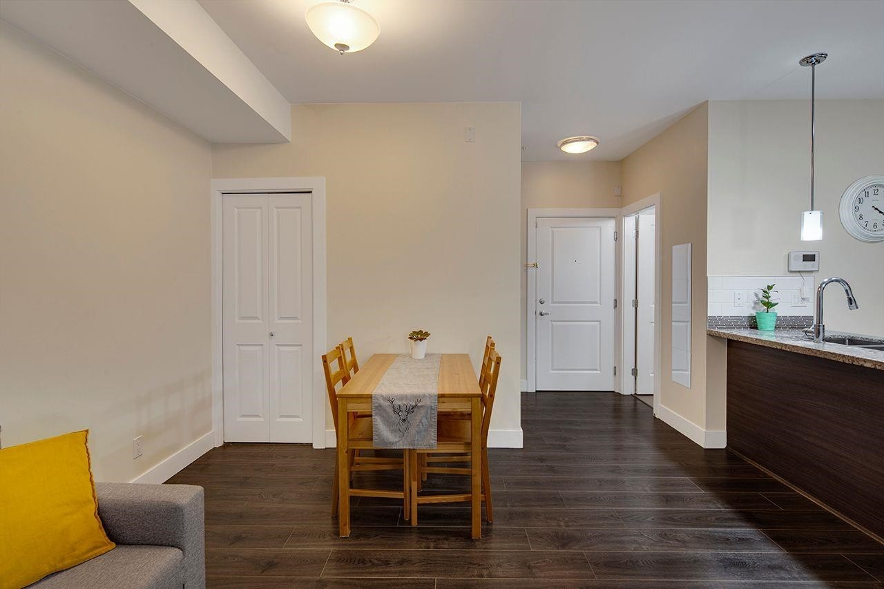 106-7377 14Th Avenue, Burnaby, BC