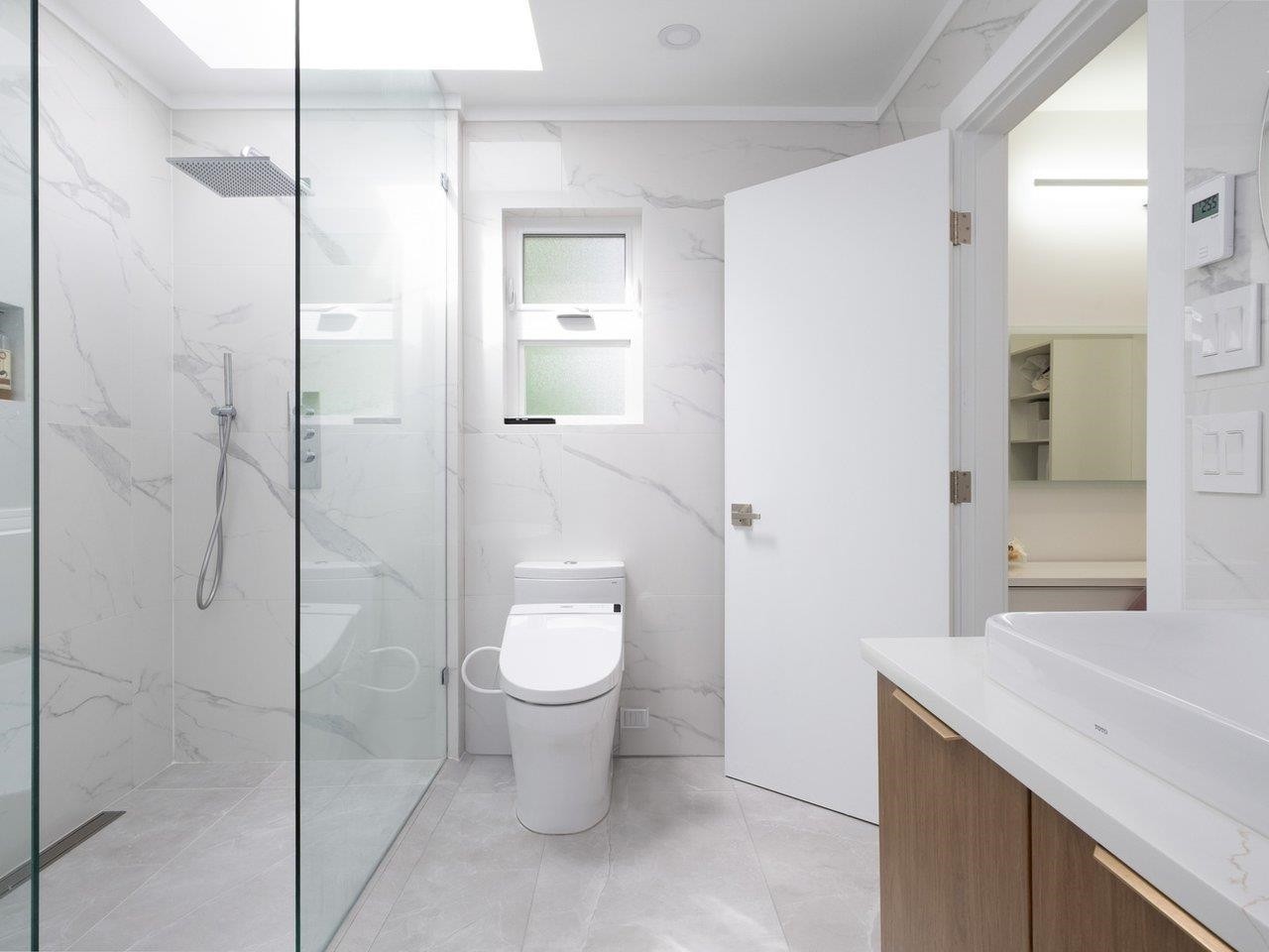 4283 Capilano Road, North Vancouver, BC