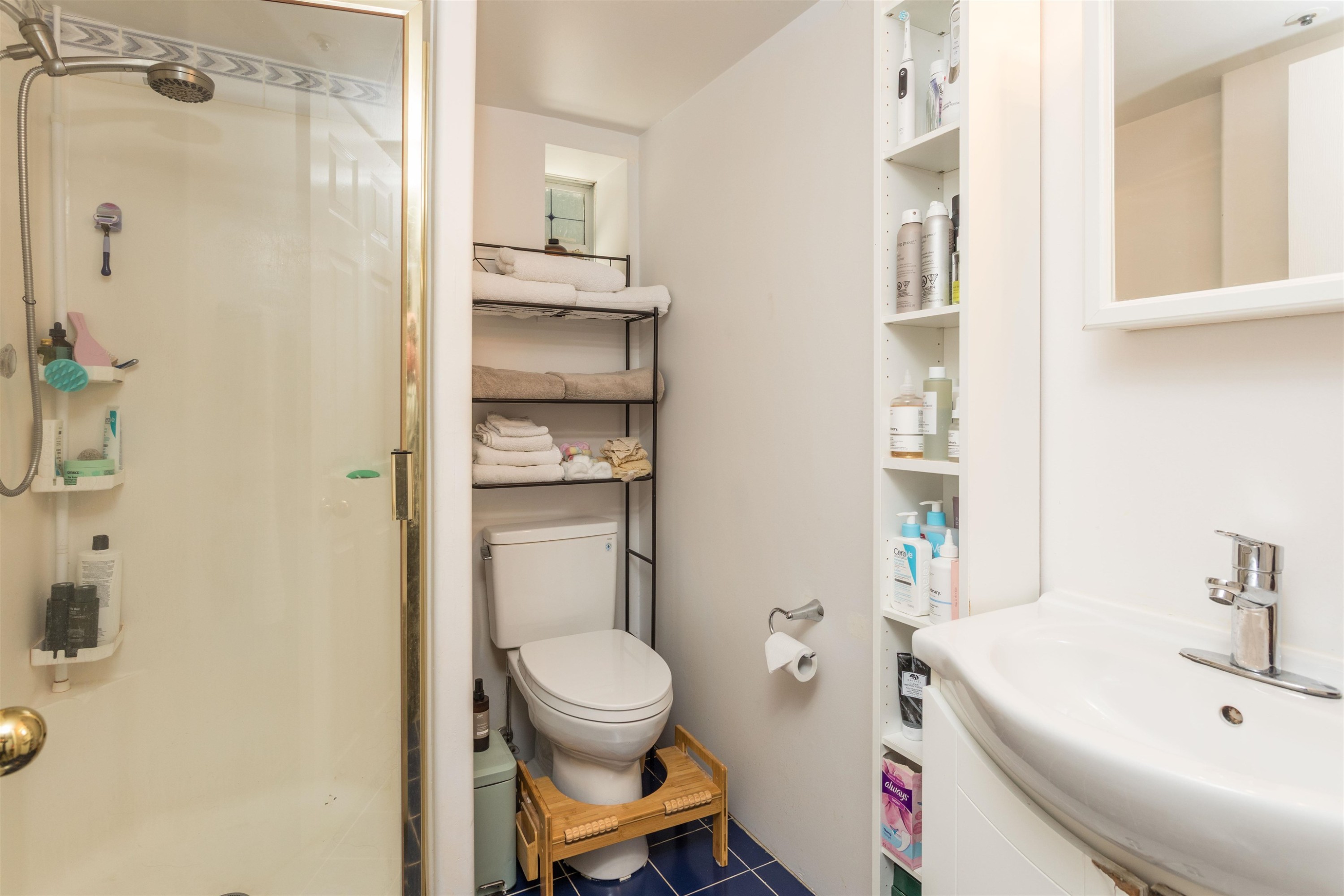 2945 12Th Avenue W, Vancouver, BC