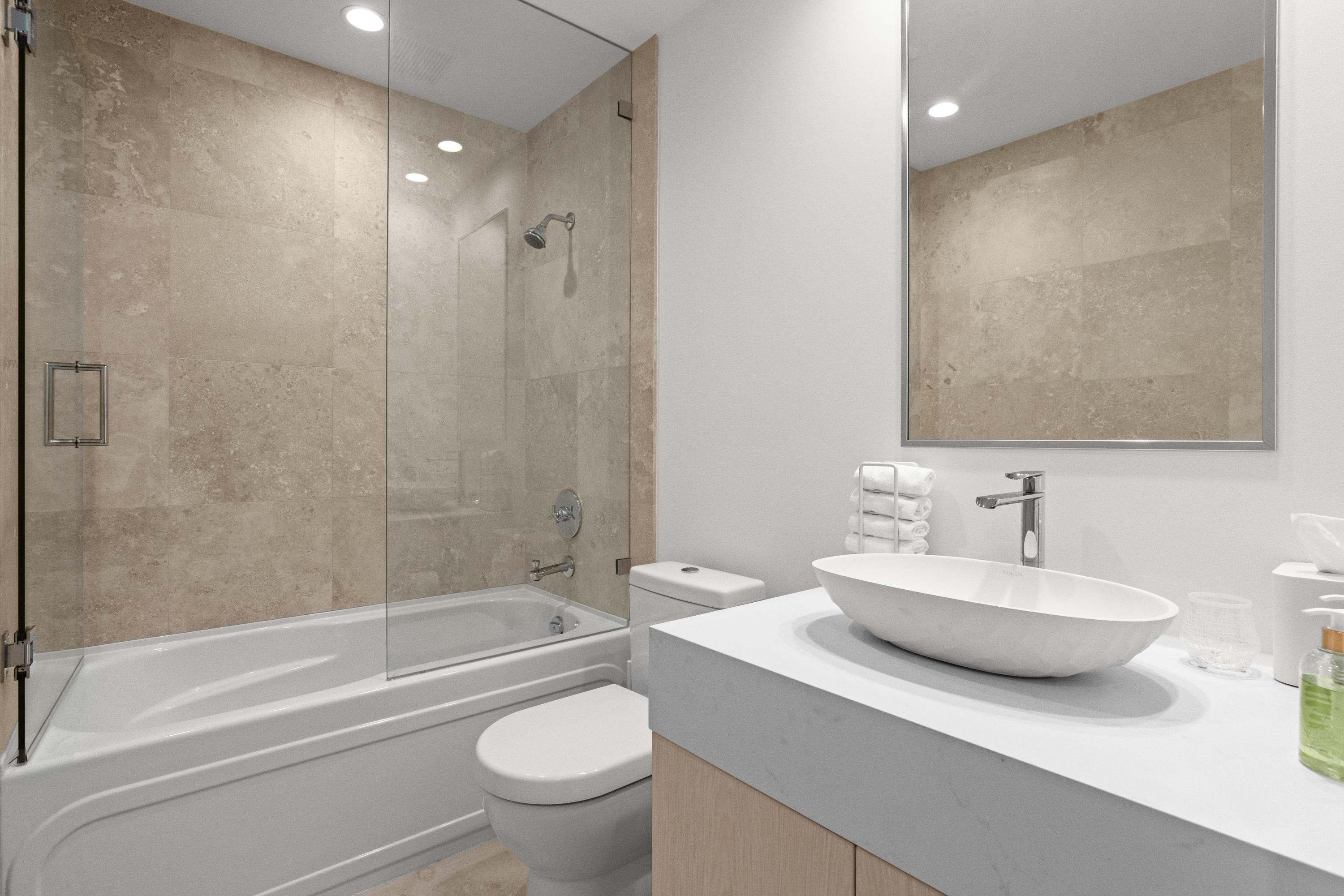 701-628 Kinghorne Mews, Vancouver, BC