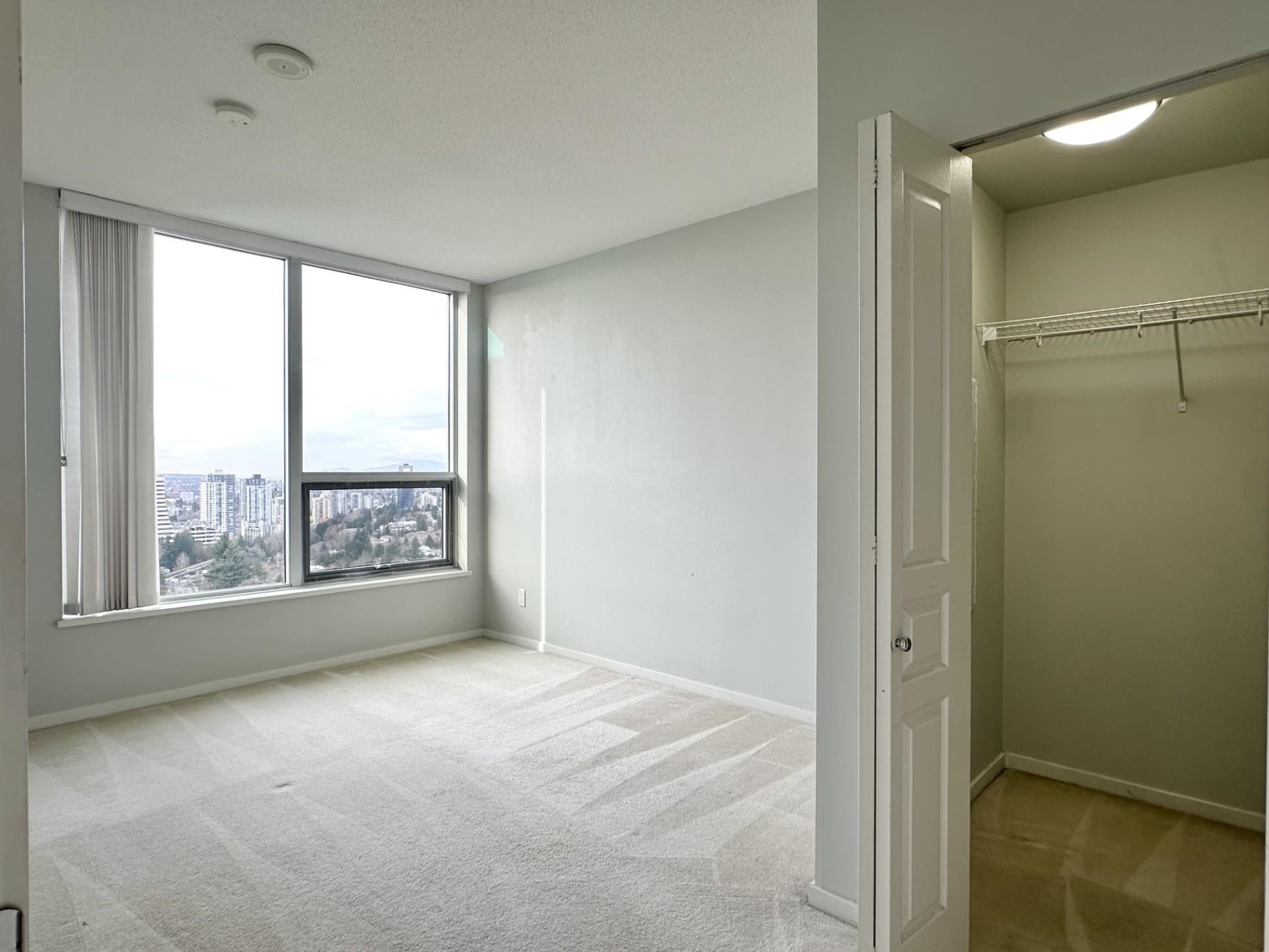 2606-5883 Barker Avenue, Burnaby, BC