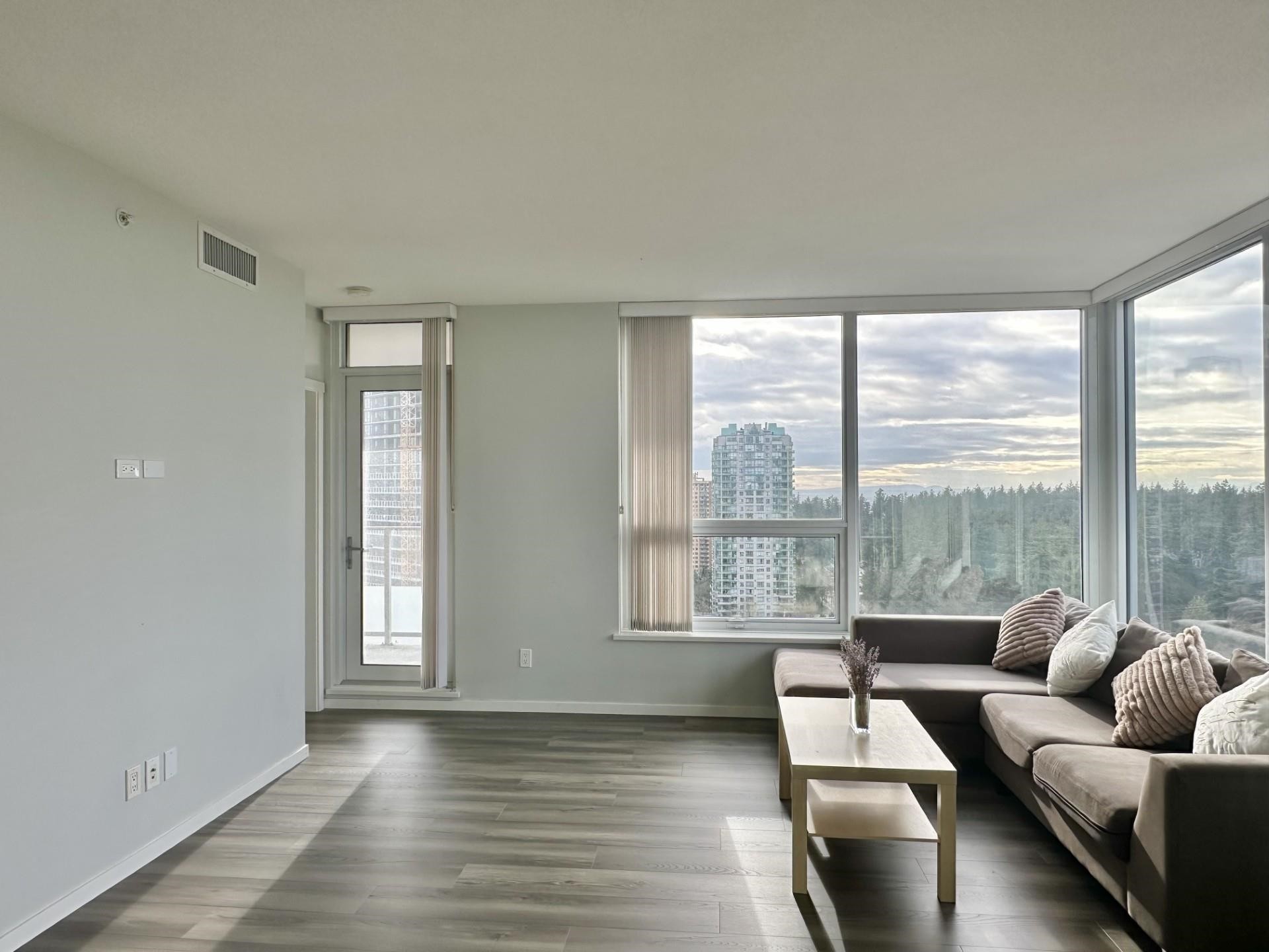 2606-5883 Barker Avenue, Burnaby, BC