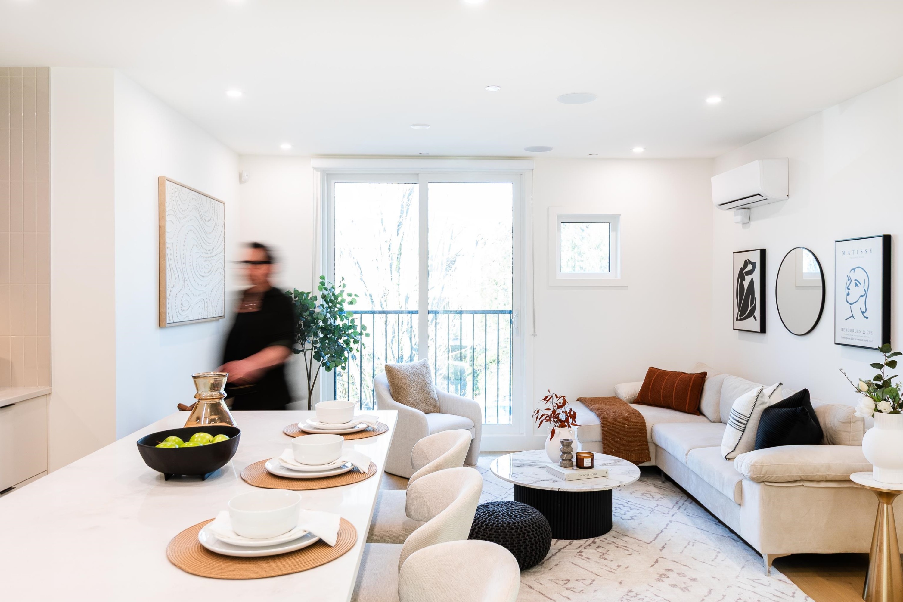 122-1552 3Rd Avenue E, Vancouver, BC