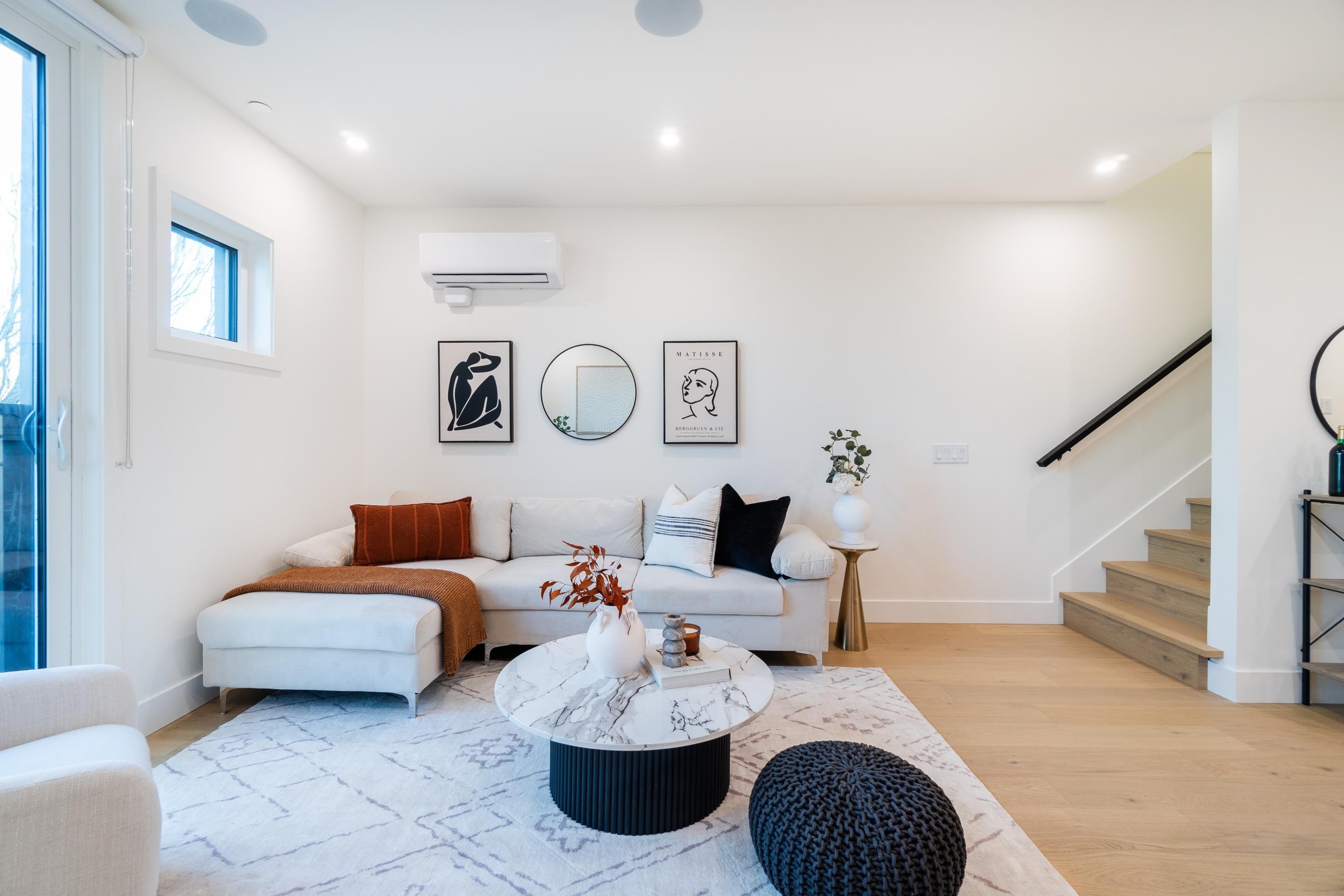 122-1552 3Rd Avenue E, Vancouver, BC