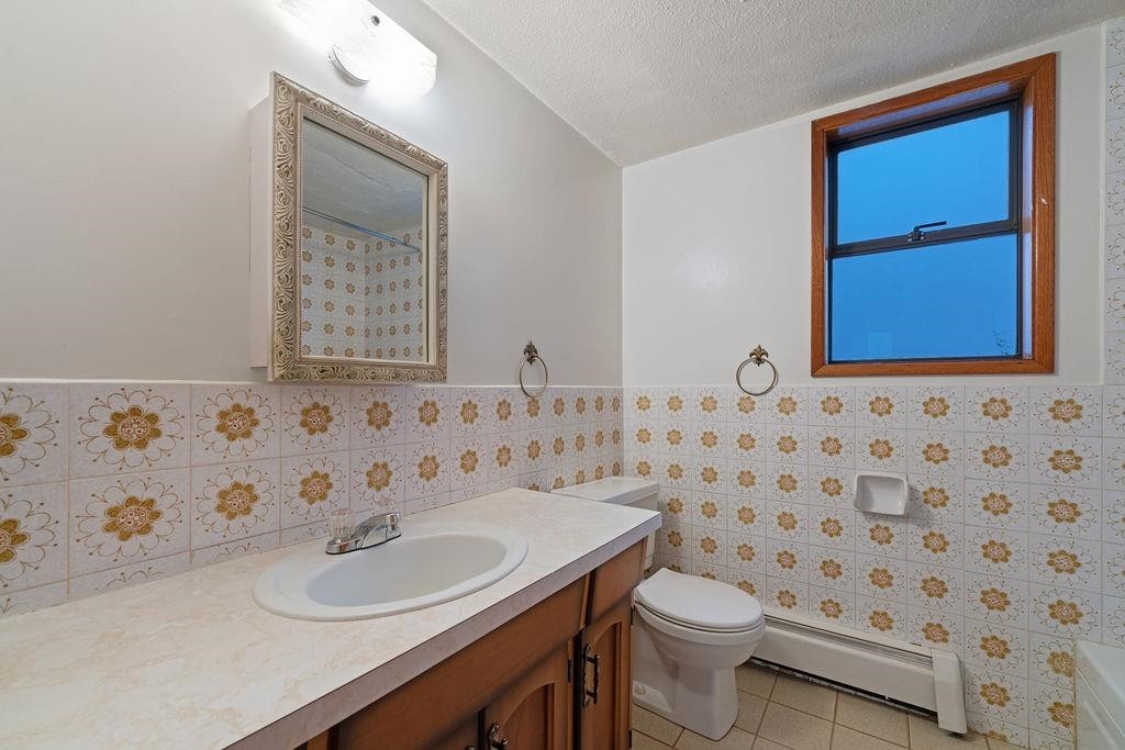 4581 Union Street, Burnaby, BC