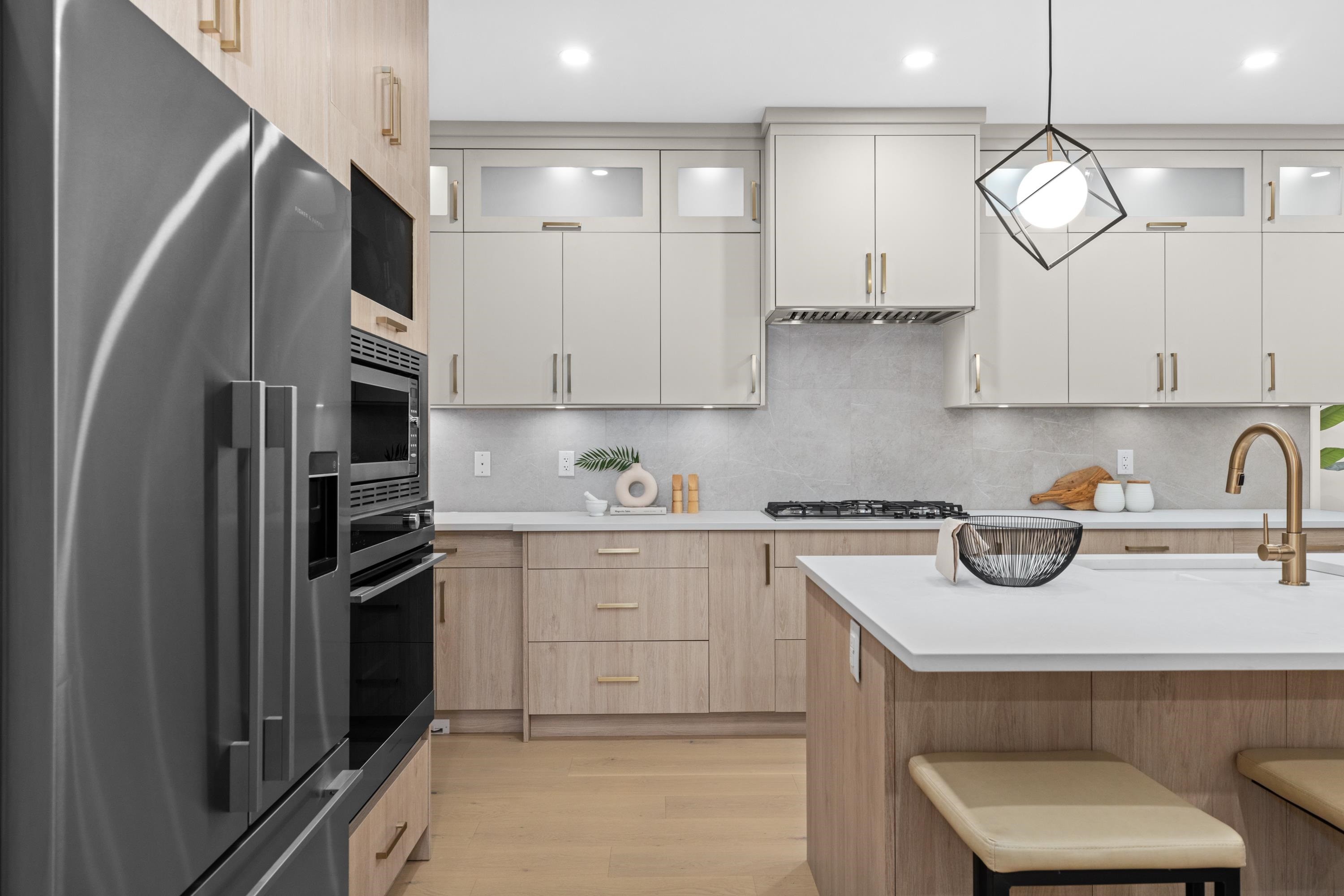 4527 46A Street, Ladner, BC