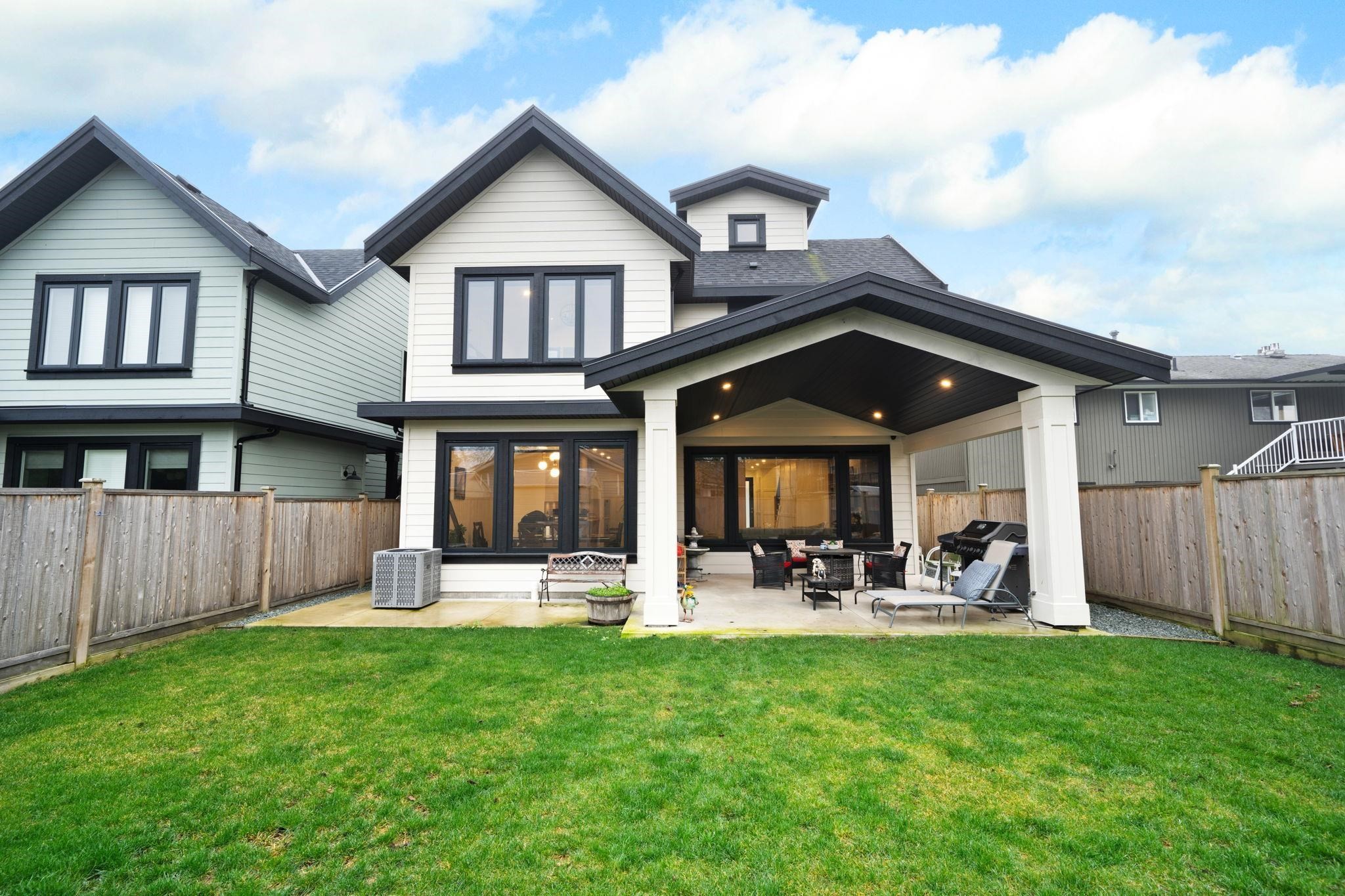 4527 46A Street, Ladner, BC