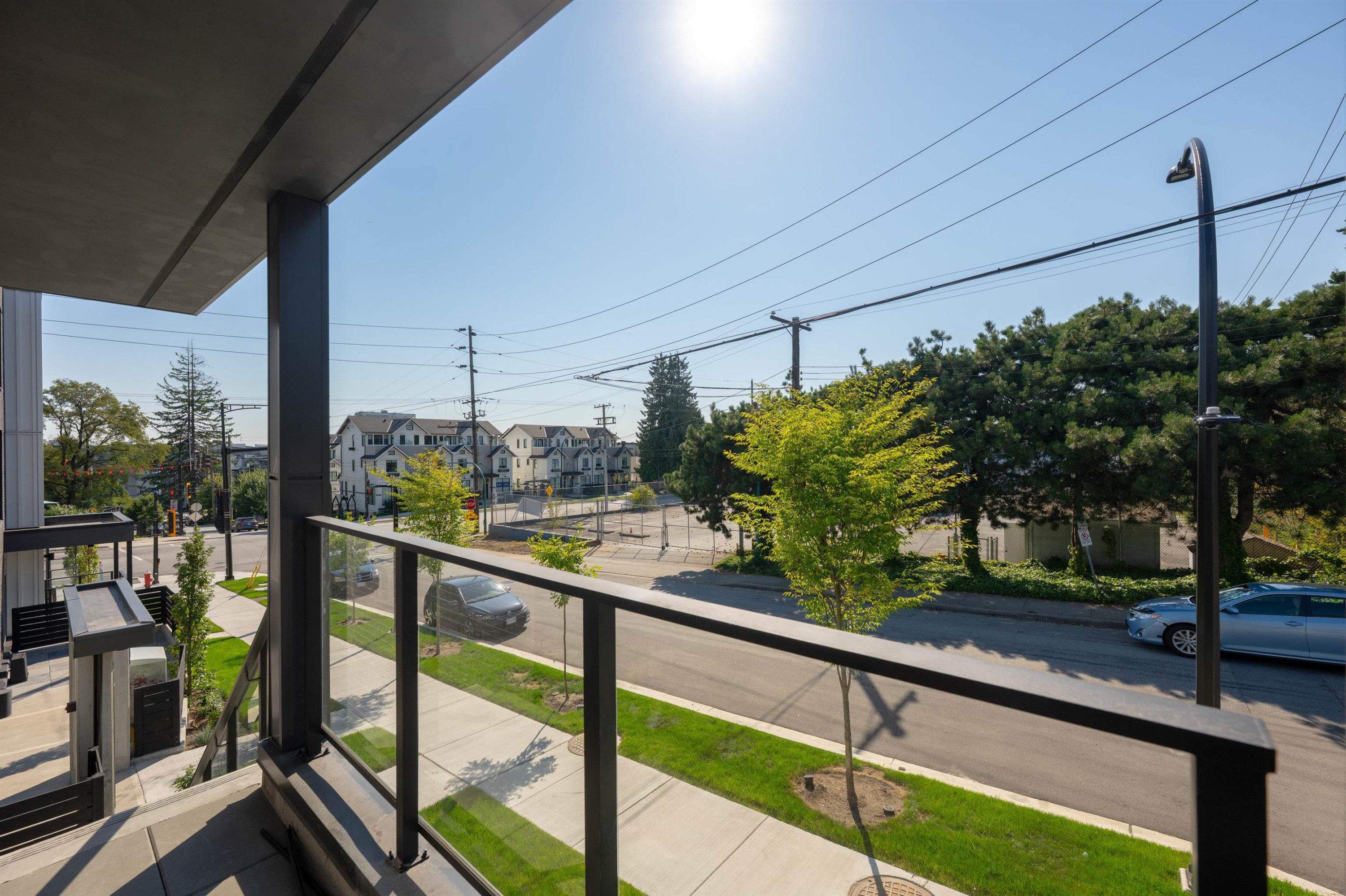 Th6-324 Ridgeway Avenue E, North Vancouver, BC