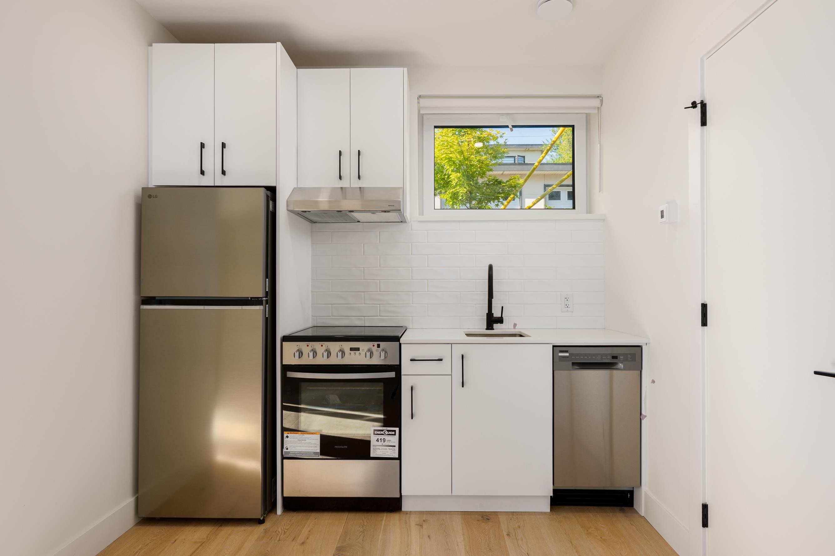 Th6-324 Ridgeway Avenue E, North Vancouver, BC