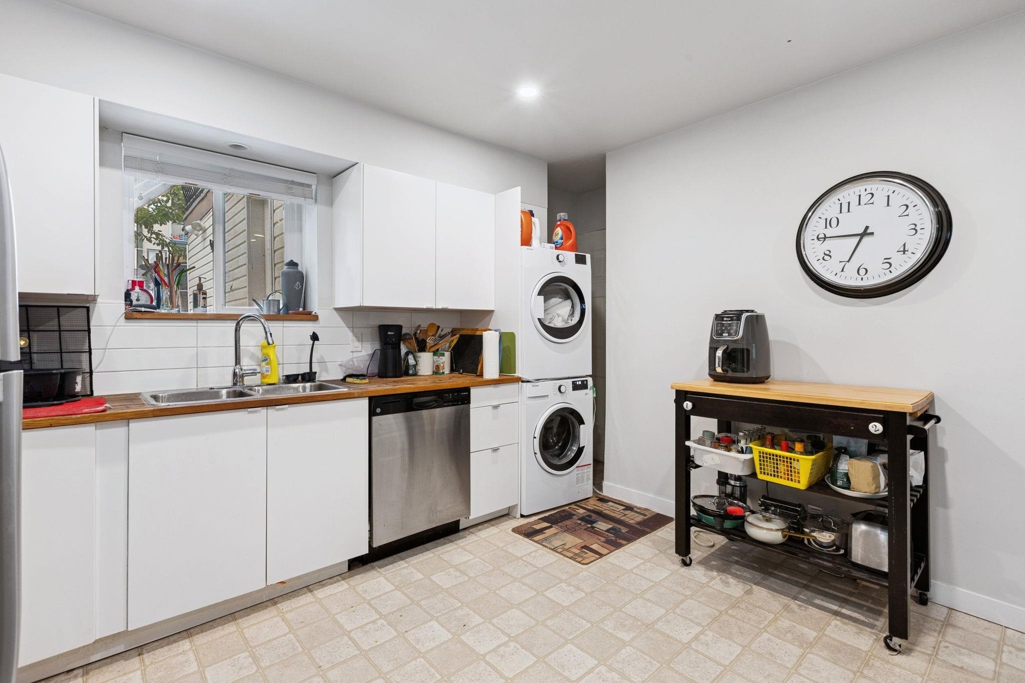 651 17Th Avenue E, Vancouver, BC