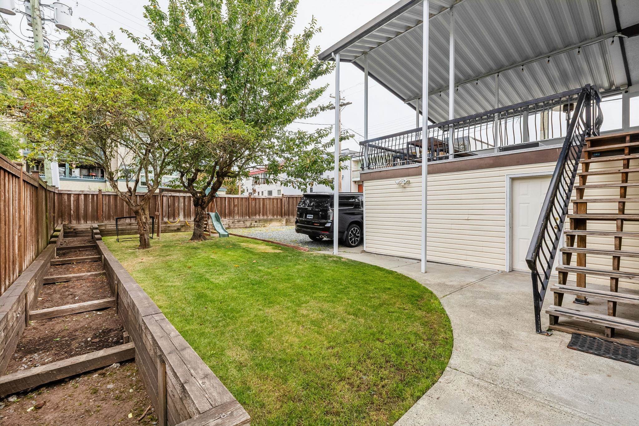 651 17Th Avenue E, Vancouver, BC