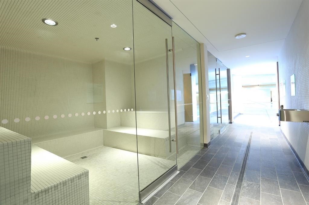 906-5171 Brighouse Way, Richmond, BC