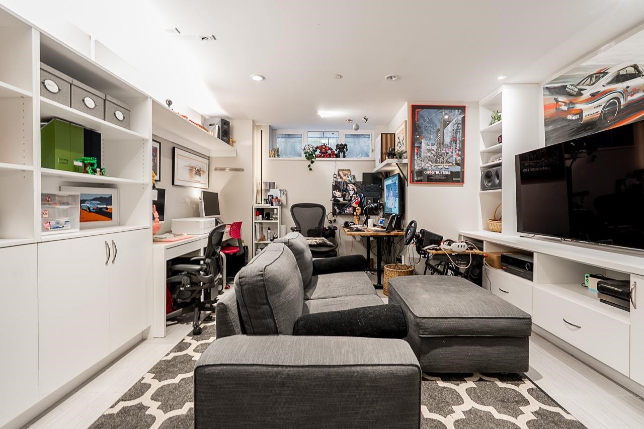 1865 Adanac Street, Vancouver, BC