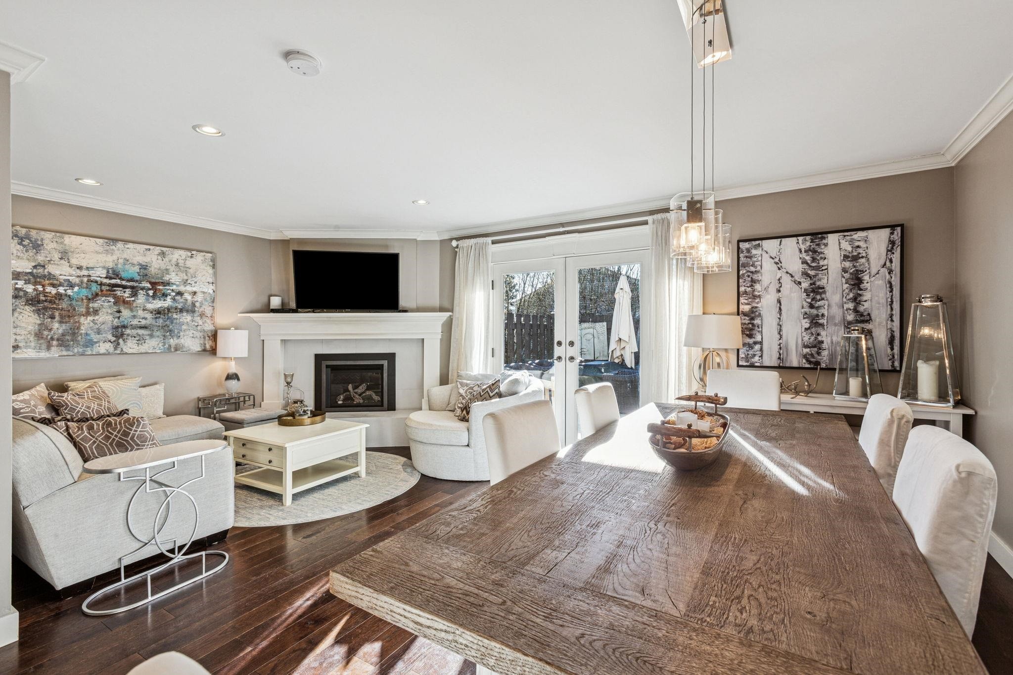 4687 Hoskins Road, North Vancouver, BC