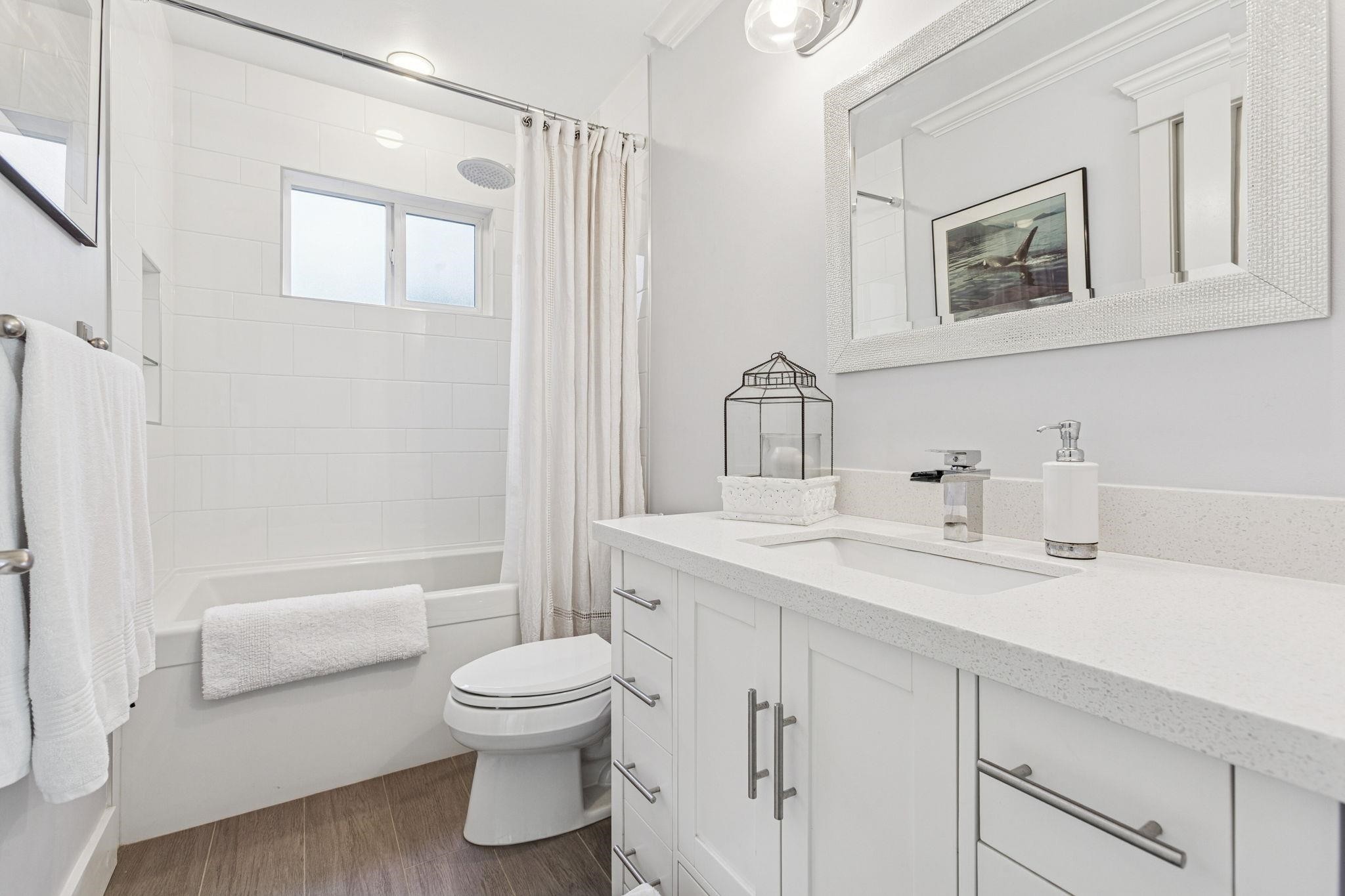 4687 Hoskins Road, North Vancouver, BC