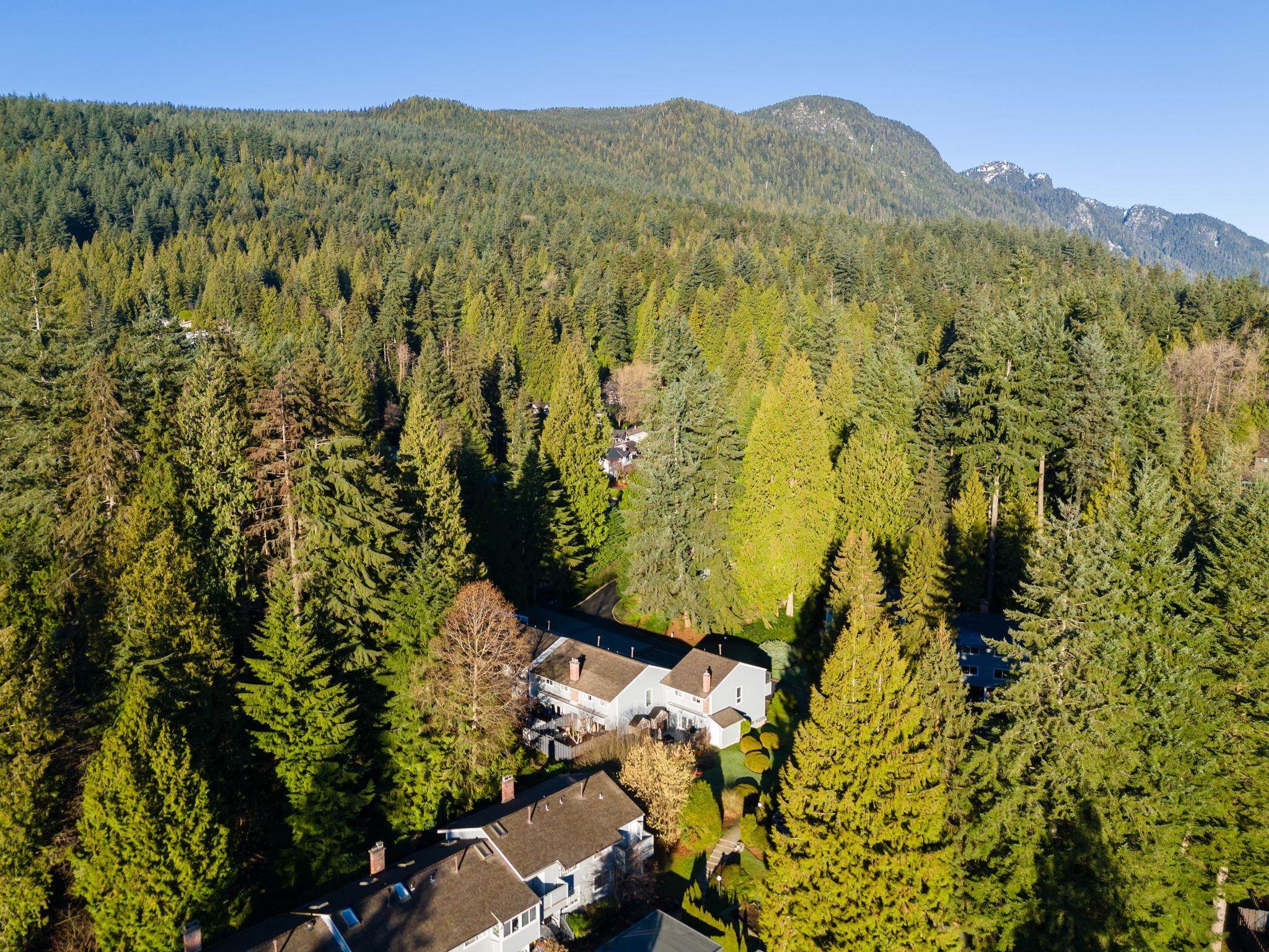 4687 Hoskins Road, North Vancouver, BC