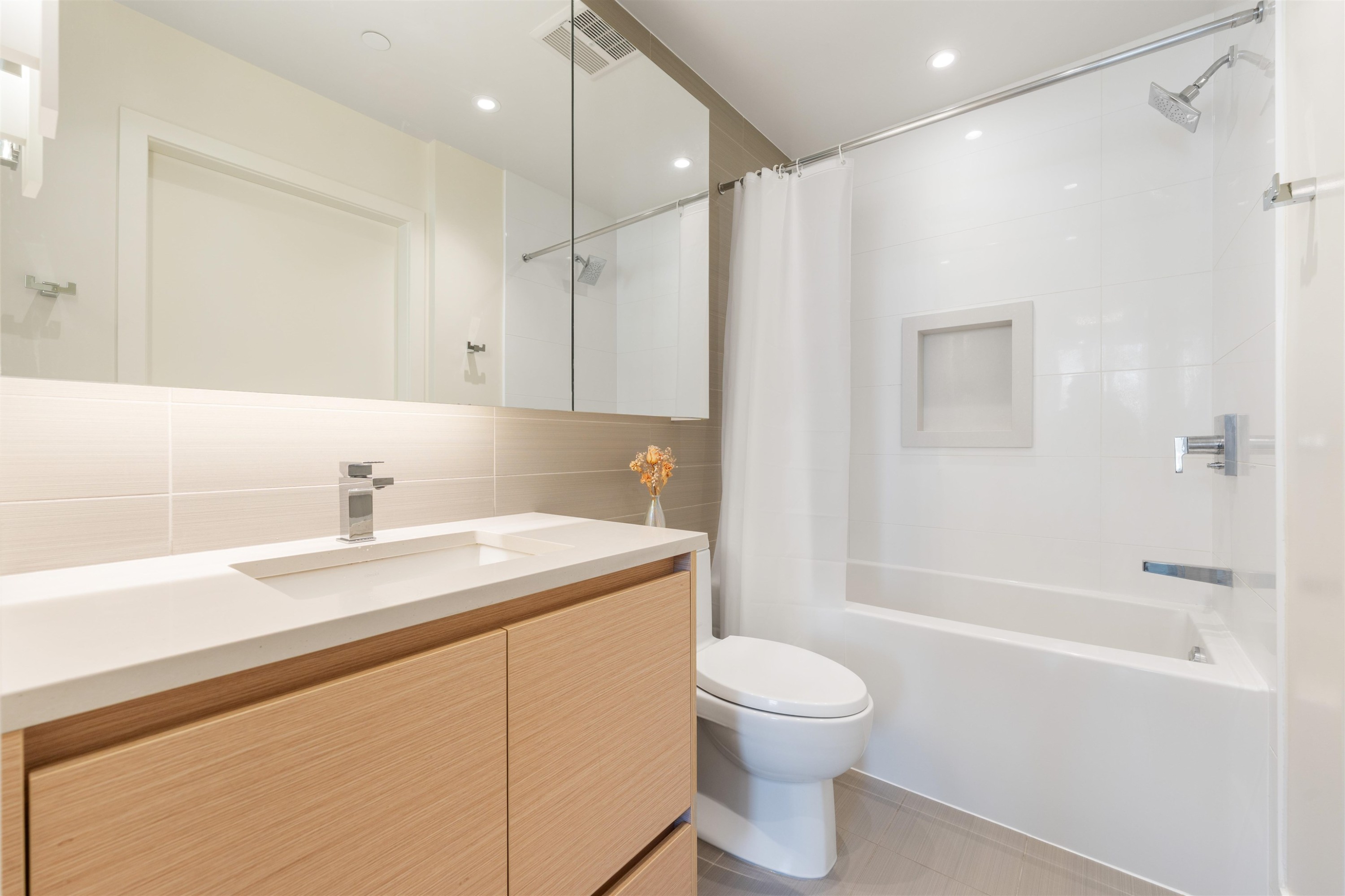 411-3538 Sawmill Crescent, Vancouver, BC