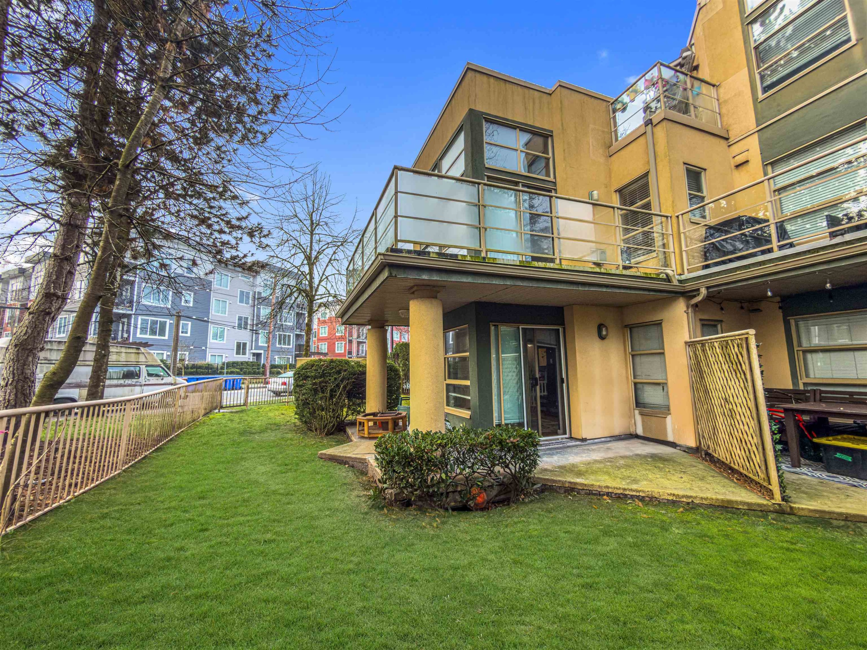 101-22277 122 Avenue, Maple Ridge, BC