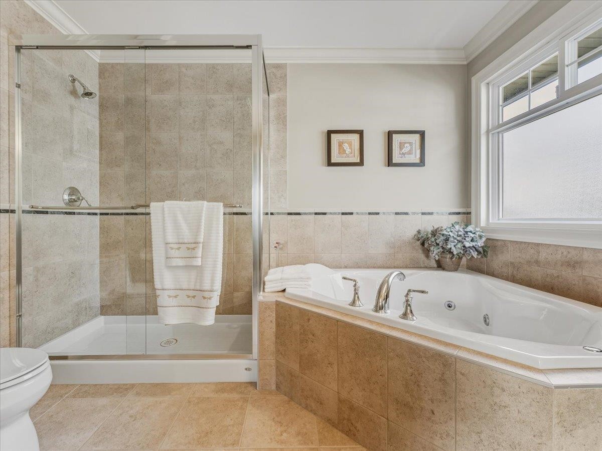 5822 Cove Link Road, Ladner, BC