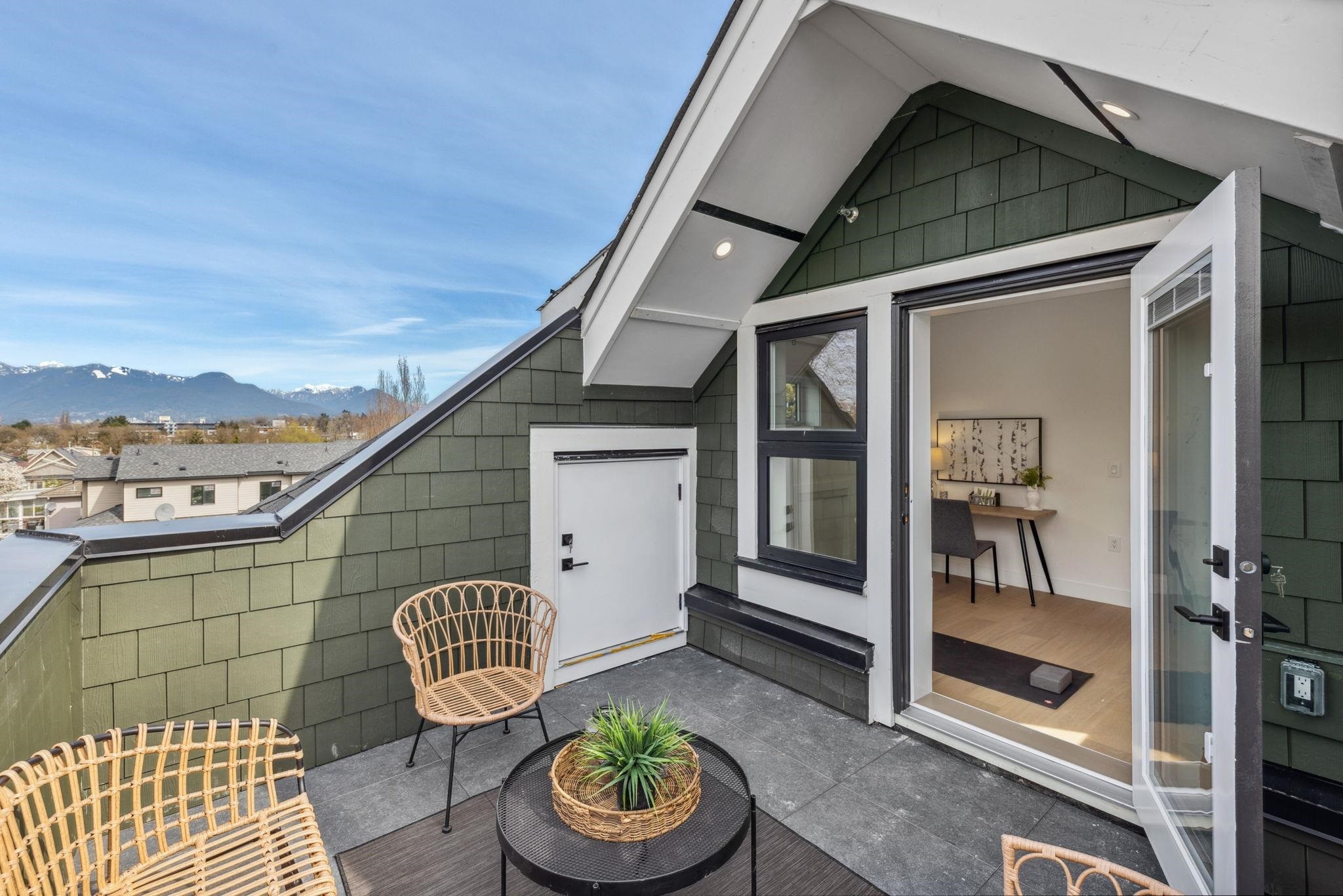 3381 Victoria Drive, Vancouver, BC