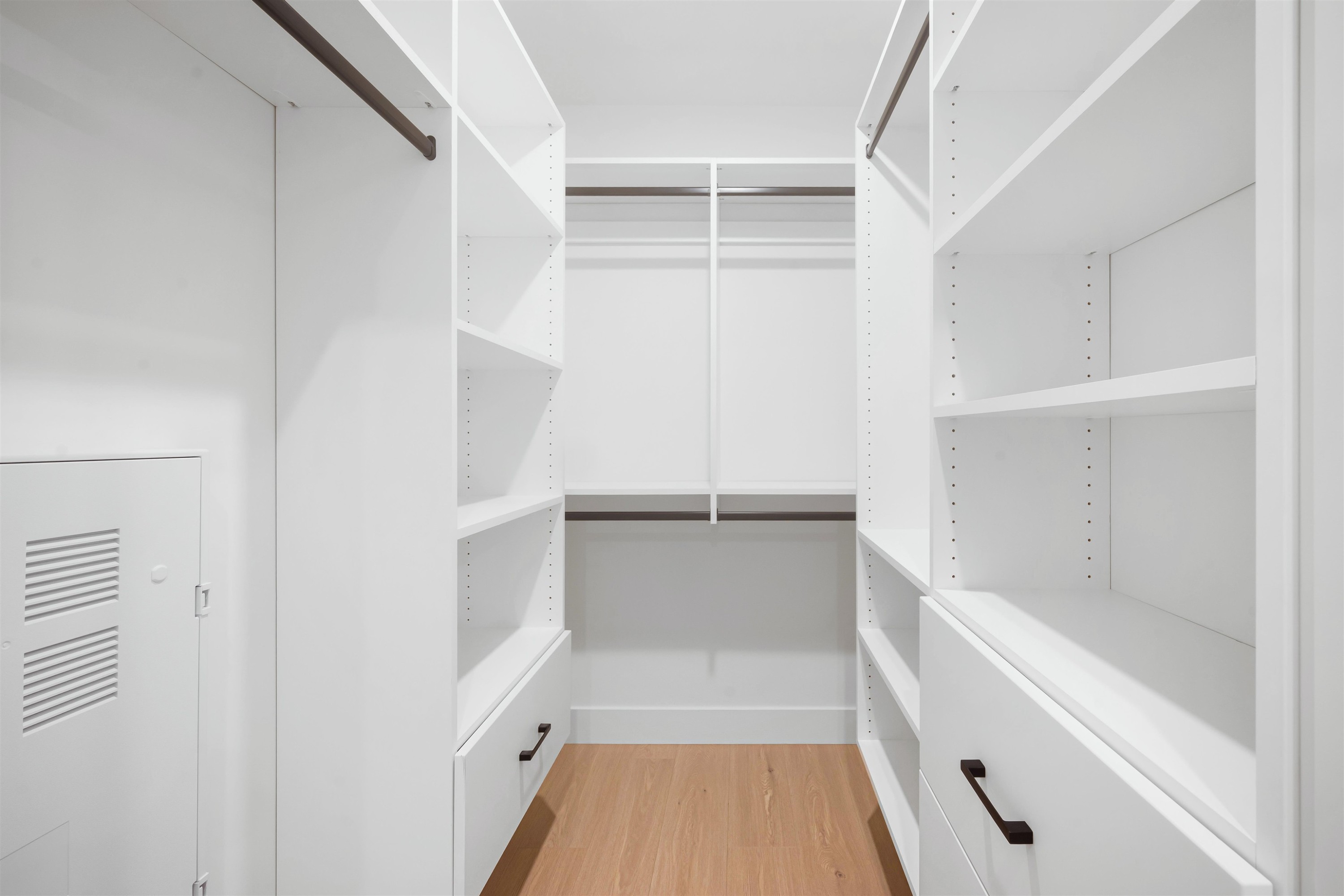 2-5554 Culloden Street, Vancouver, BC