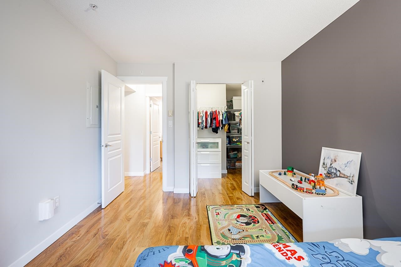 211-2958 Silver Springs Boulevard, Coquitlam, BC