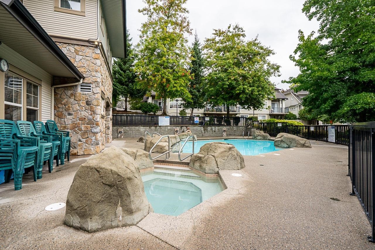 211-2958 Silver Springs Boulevard, Coquitlam, BC