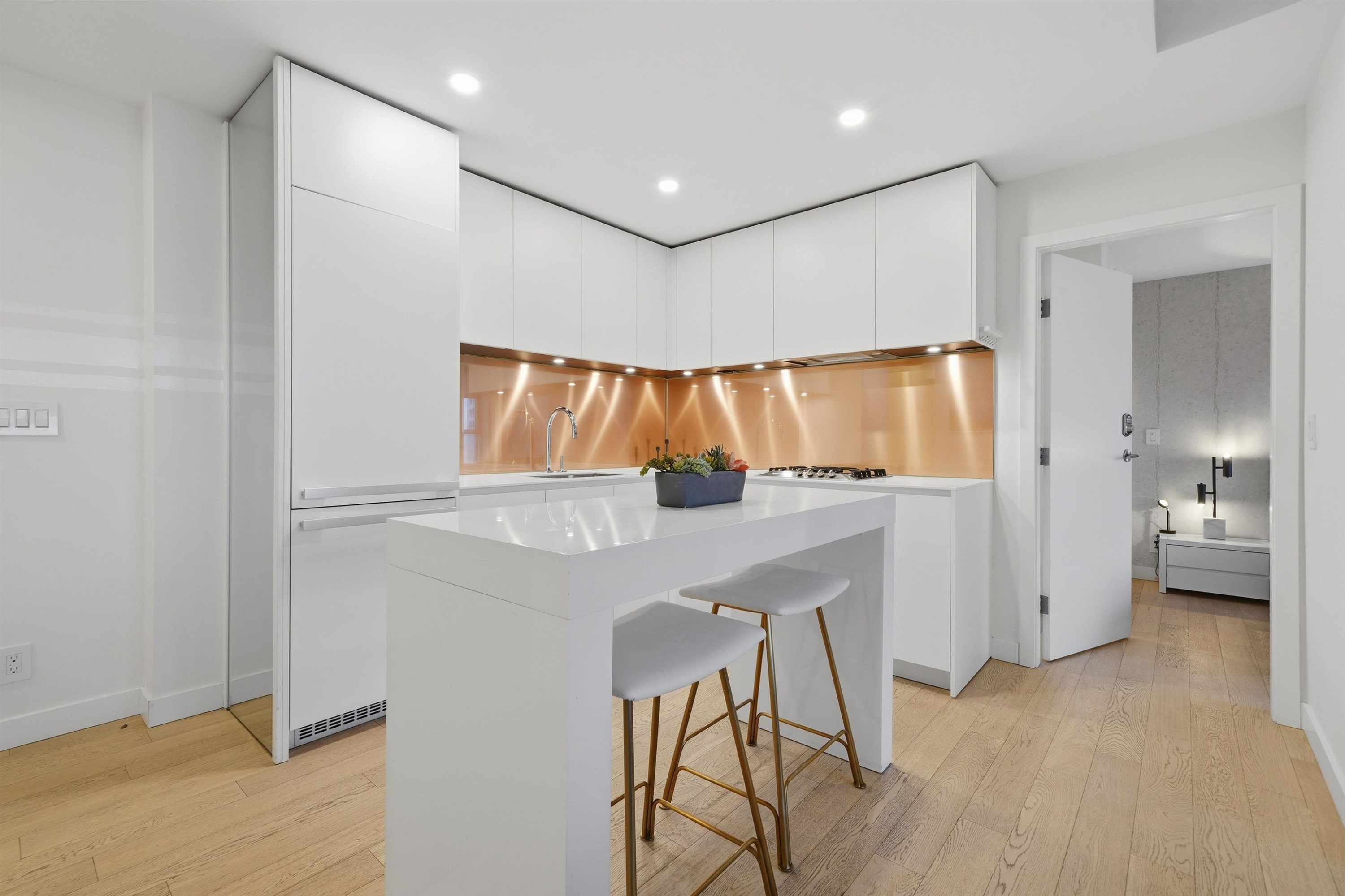 2506-1480 Howe Street, Vancouver, BC