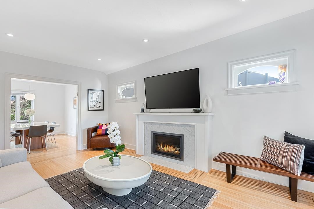 3340 15Th Avenue W, Vancouver, BC