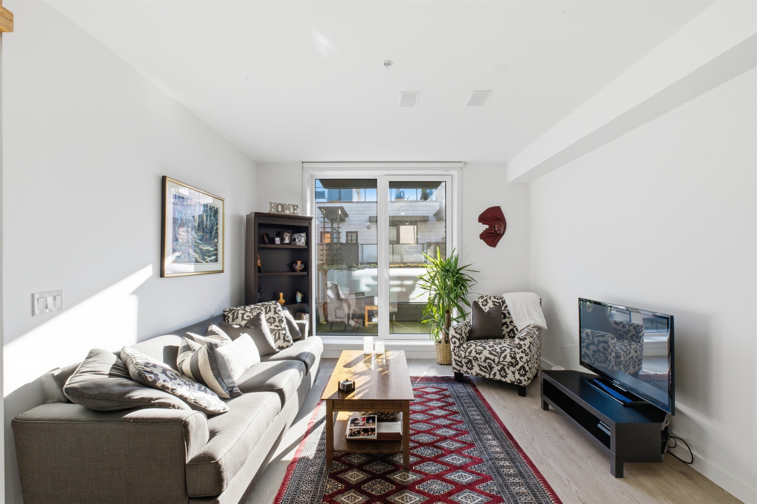 33-720 3Rd Street E, North Vancouver, BC