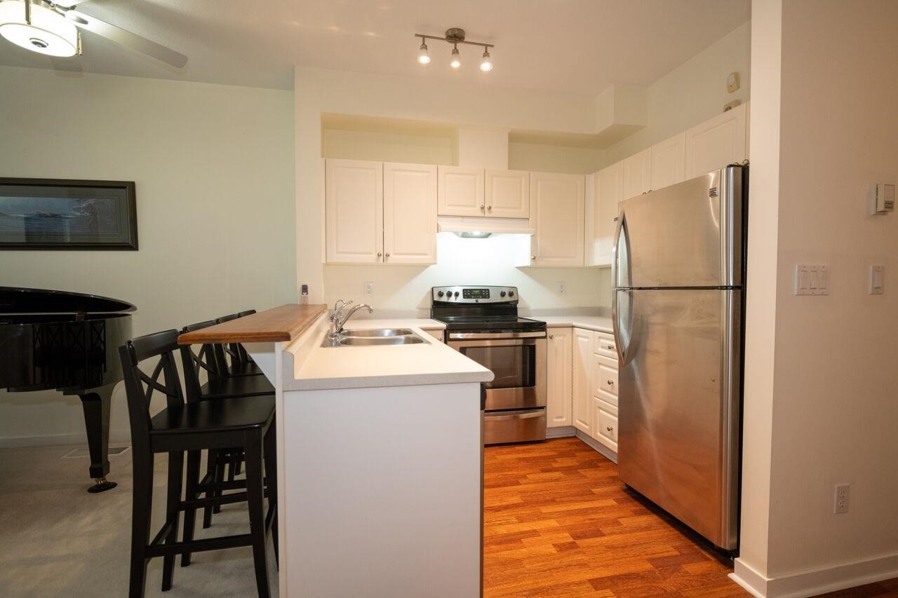 3058 Kent Avenue South E, Vancouver, BC