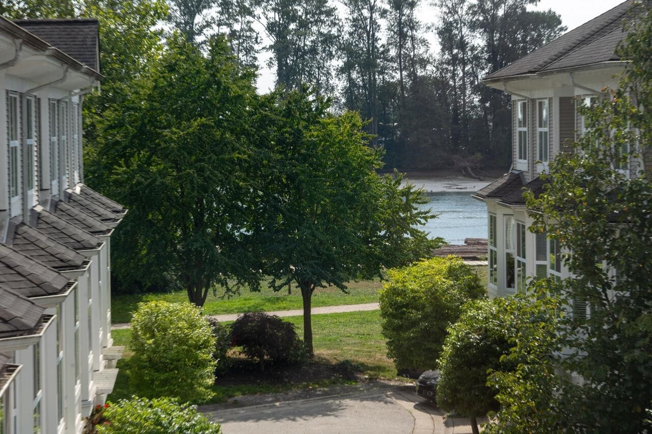 3058 Kent Avenue South E, Vancouver, BC