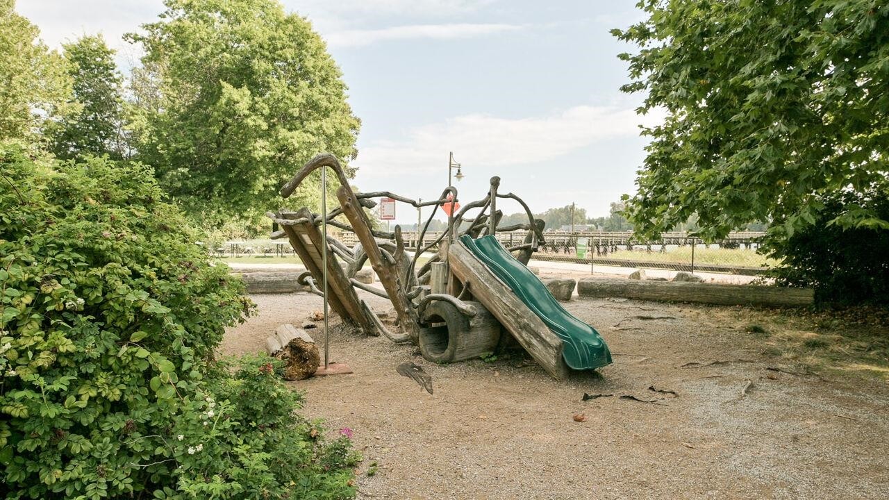 3058 Kent Avenue South E, Vancouver, BC