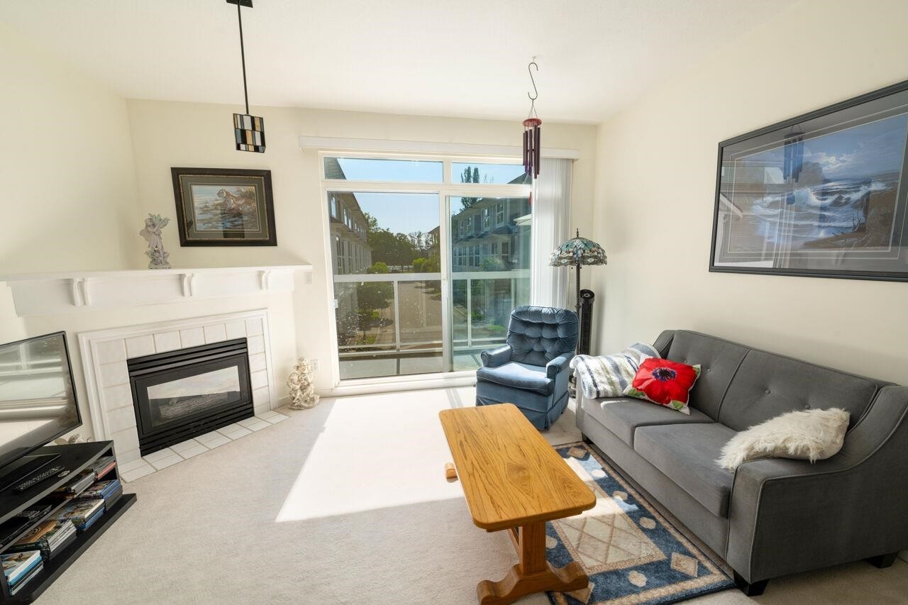 3058 Kent Avenue South E, Vancouver, BC