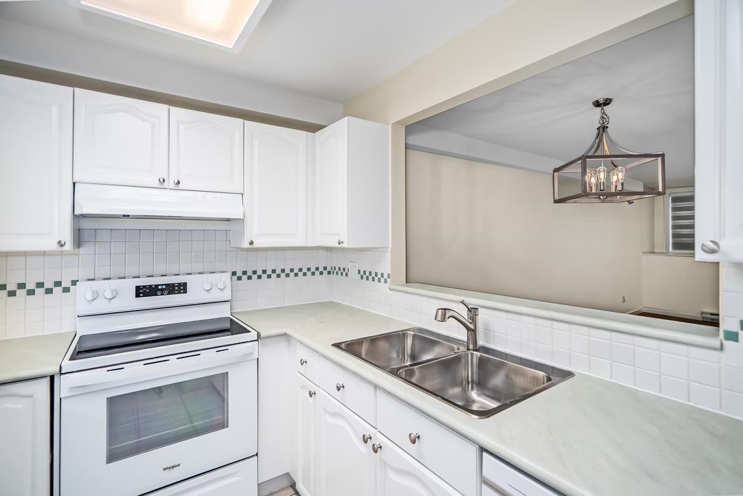 110-6707 Southpoint Drive, Burnaby, BC