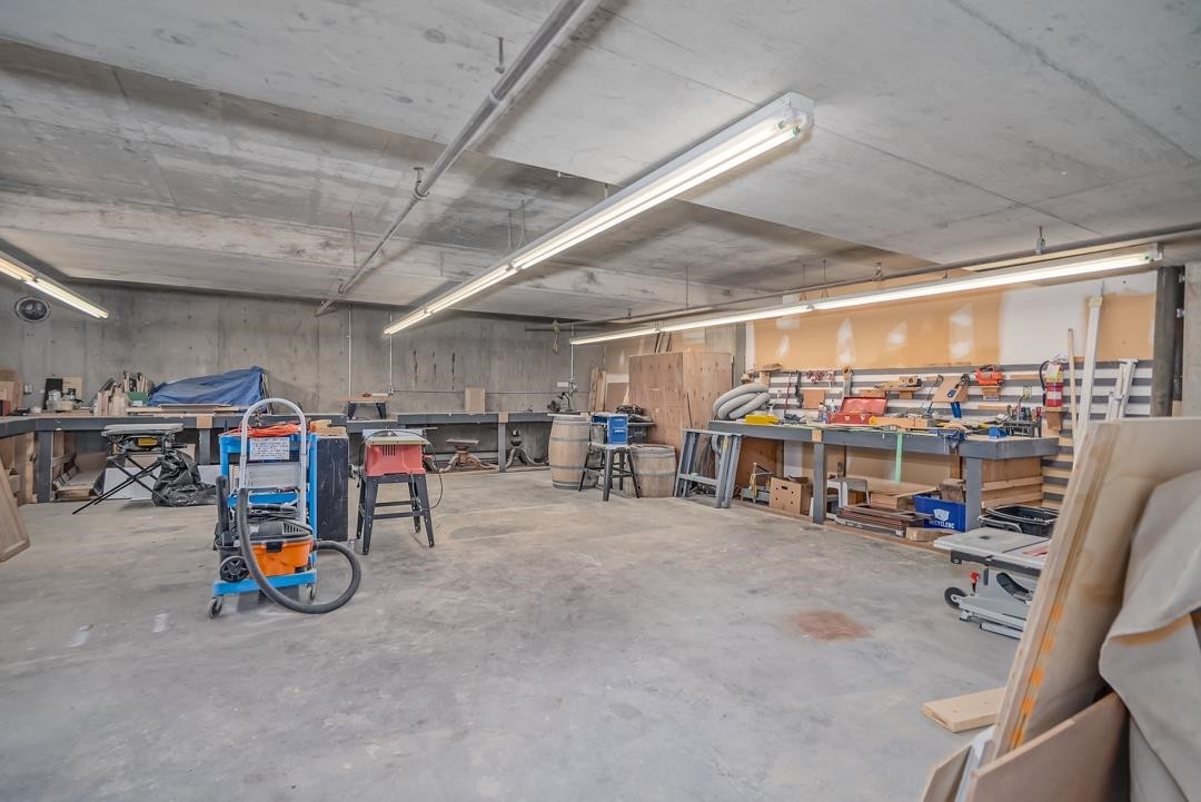 110-6707 Southpoint Drive, Burnaby, BC