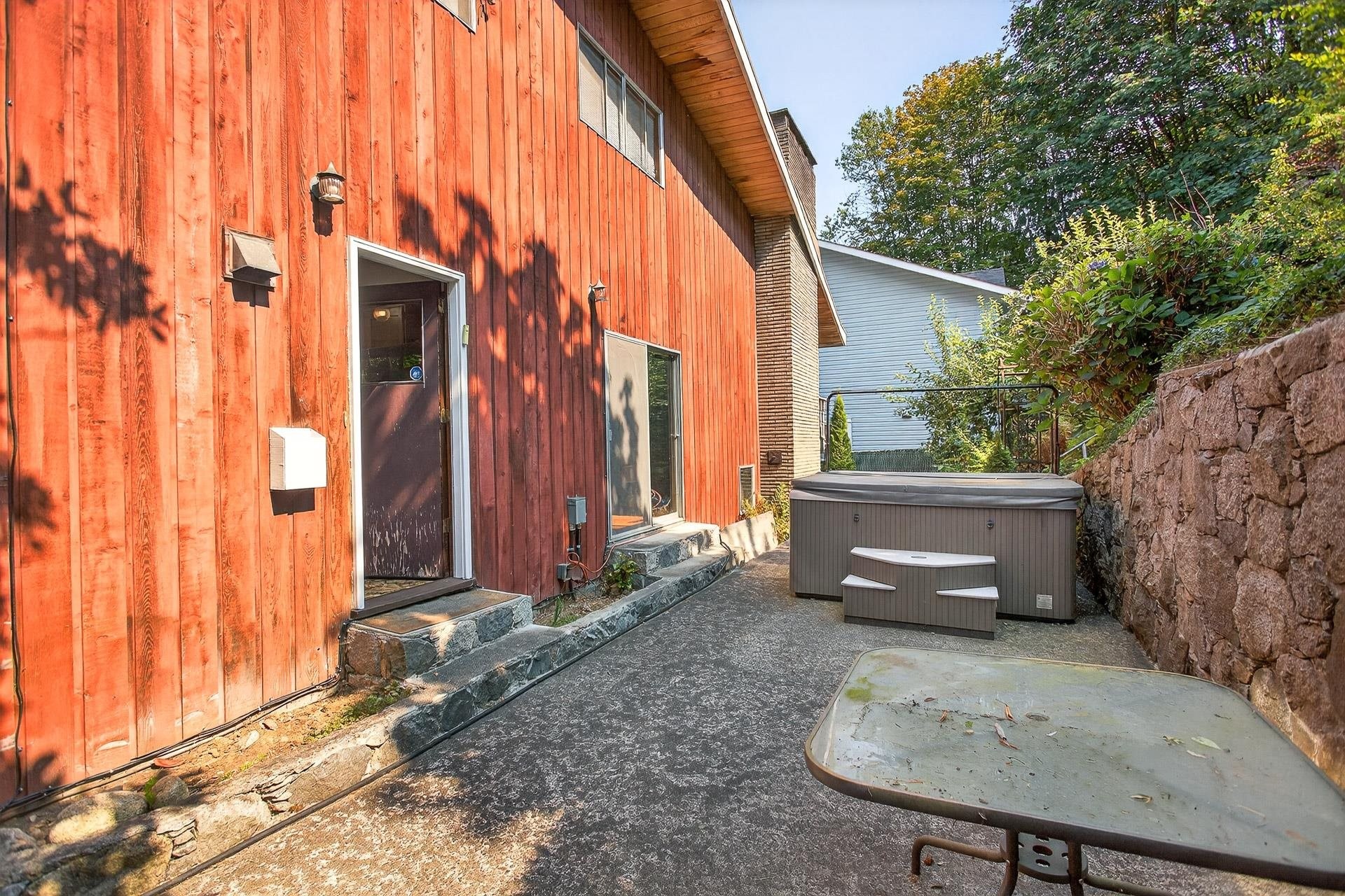 2337 St George Street, Port Moody, BC