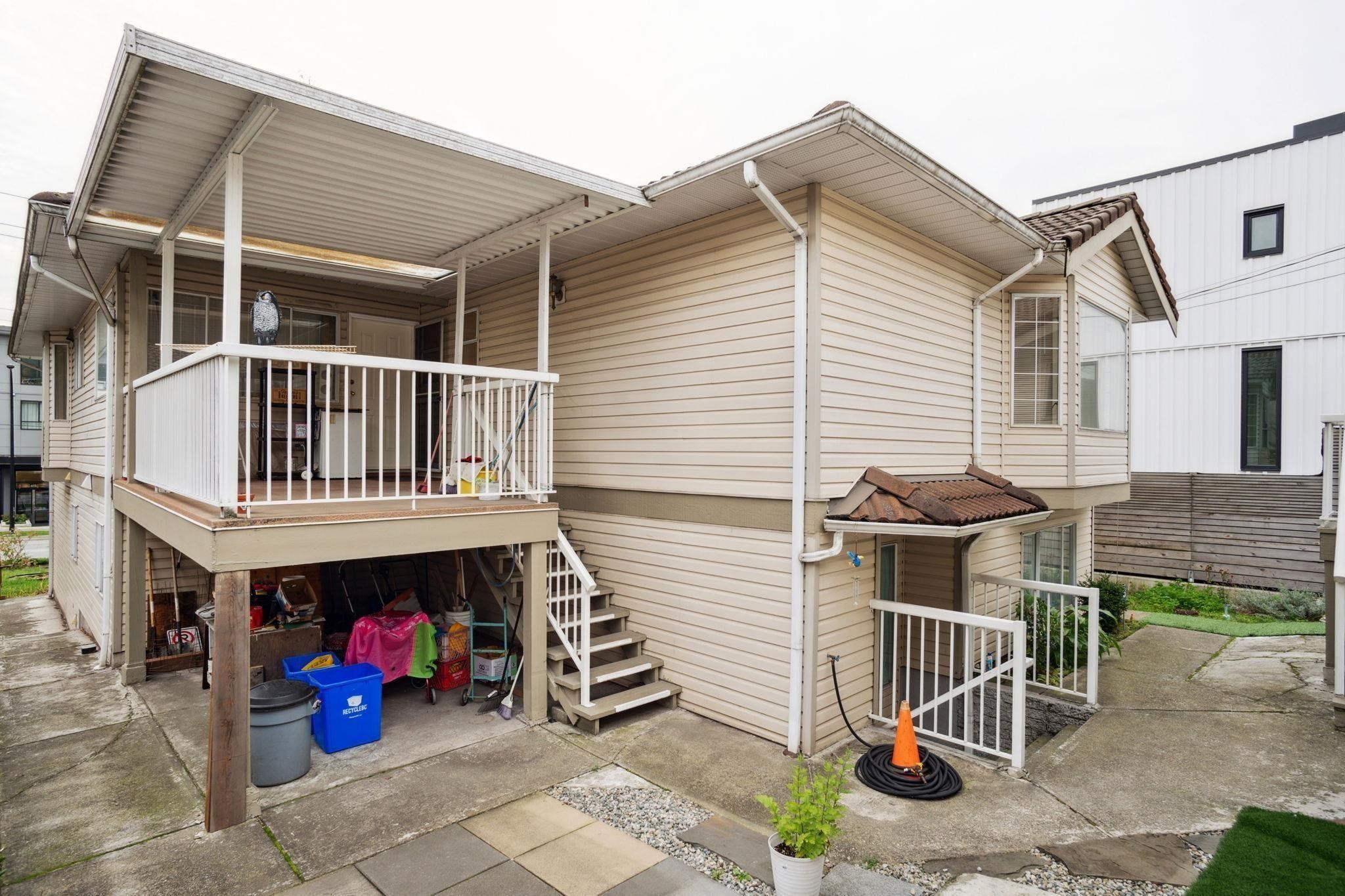 612 3Rd Street E, North Vancouver, BC