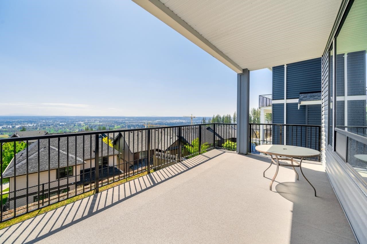 1431 Strawline Hill Street, Coquitlam, BC
