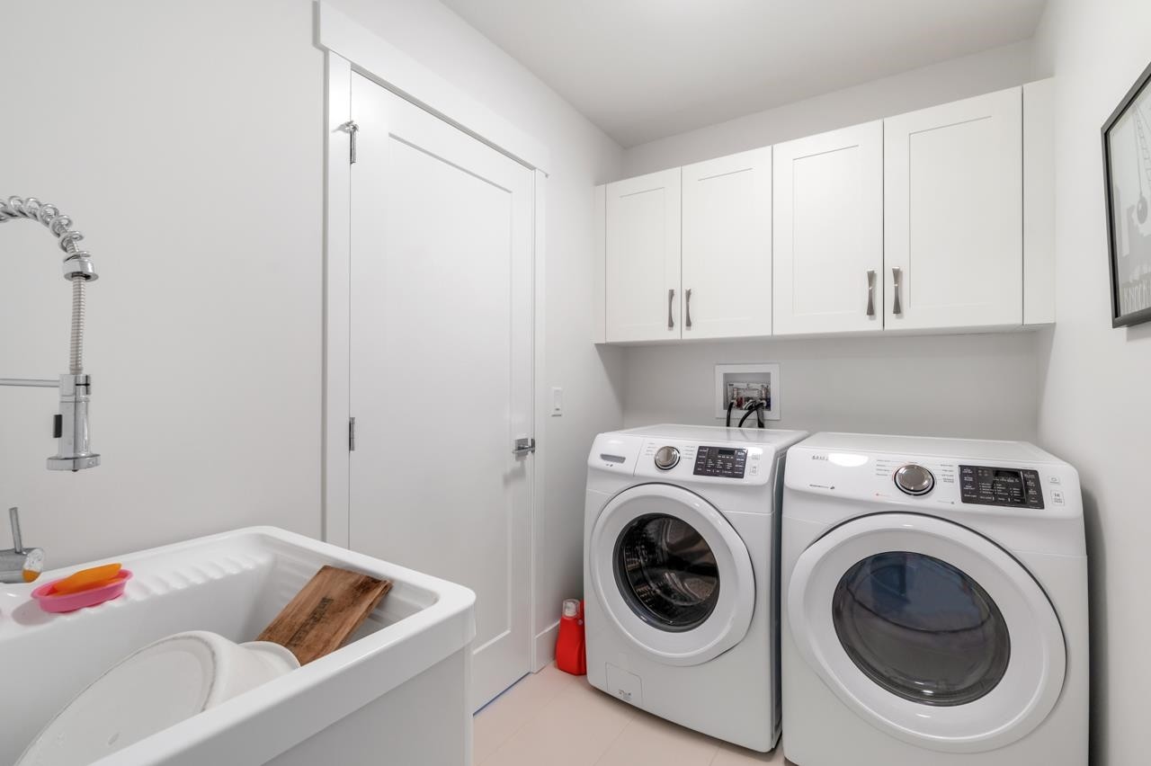 1431 Strawline Hill Street, Coquitlam, BC