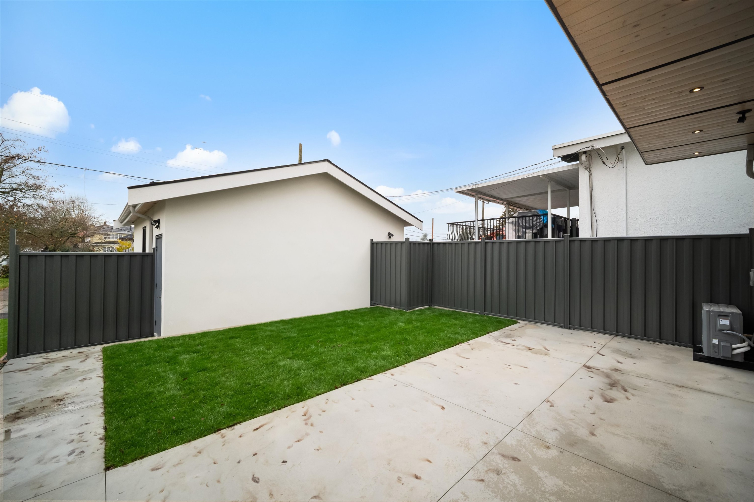 1671 31St Avenue E, Vancouver, BC