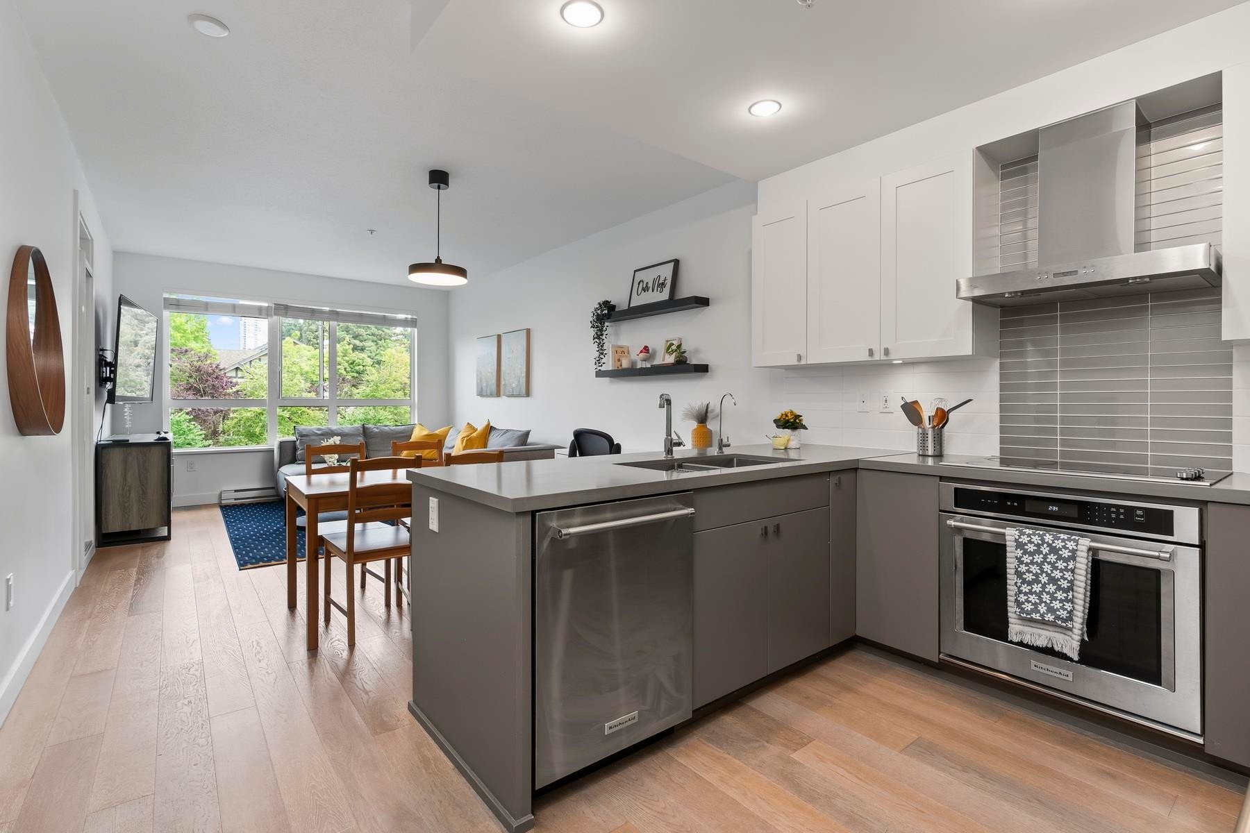 416-3399 Noel Drive, Burnaby, BC