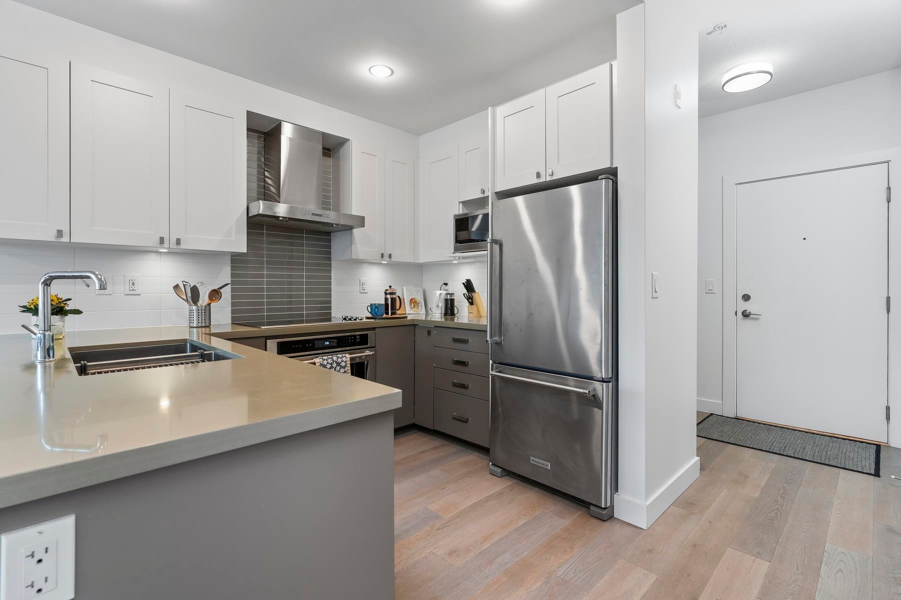 416-3399 Noel Drive, Burnaby, BC