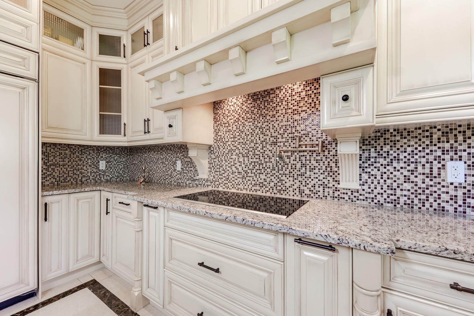 5628 Gibbons Drive, Richmond, BC