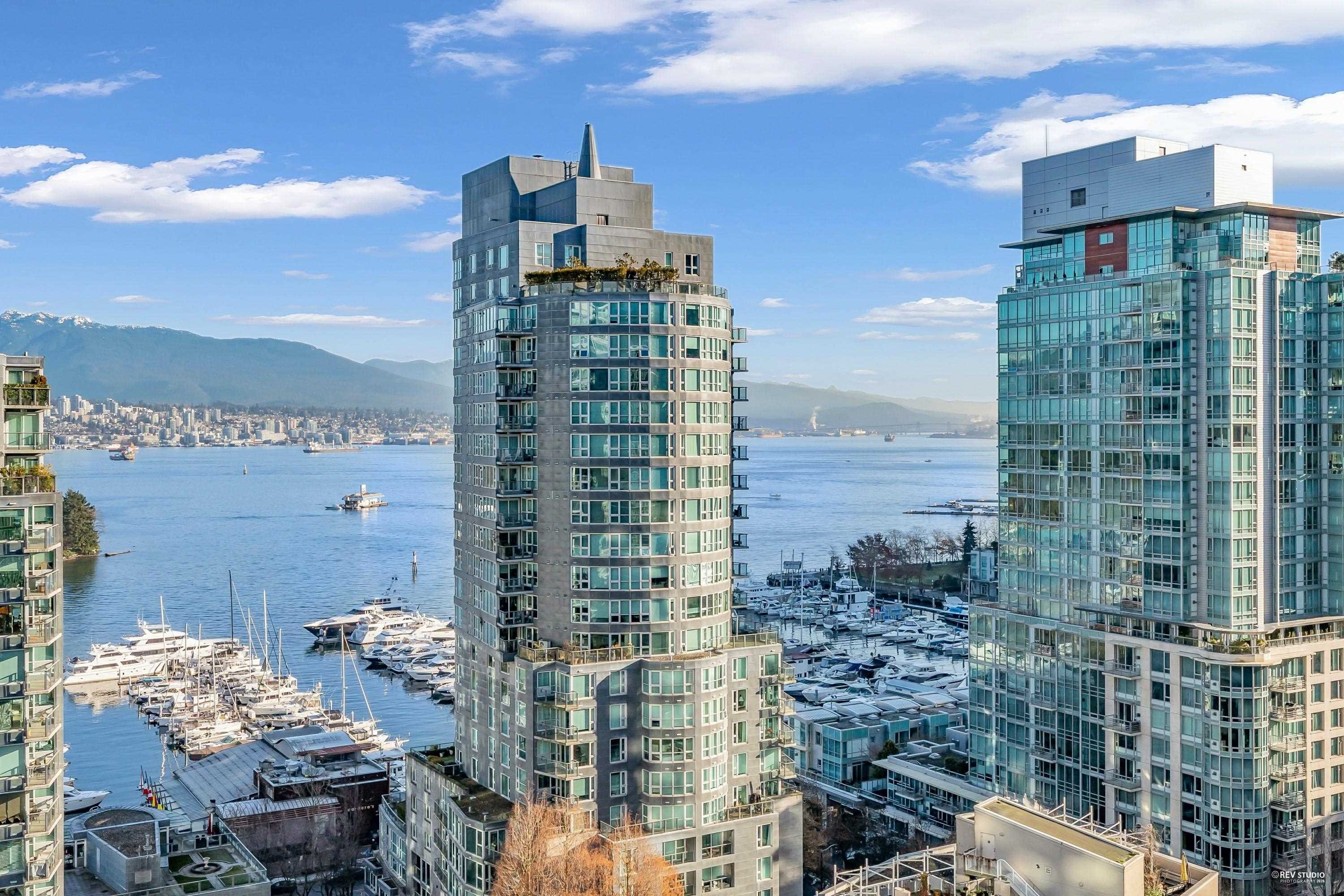 1602-620 Cardero Street, Vancouver, BC