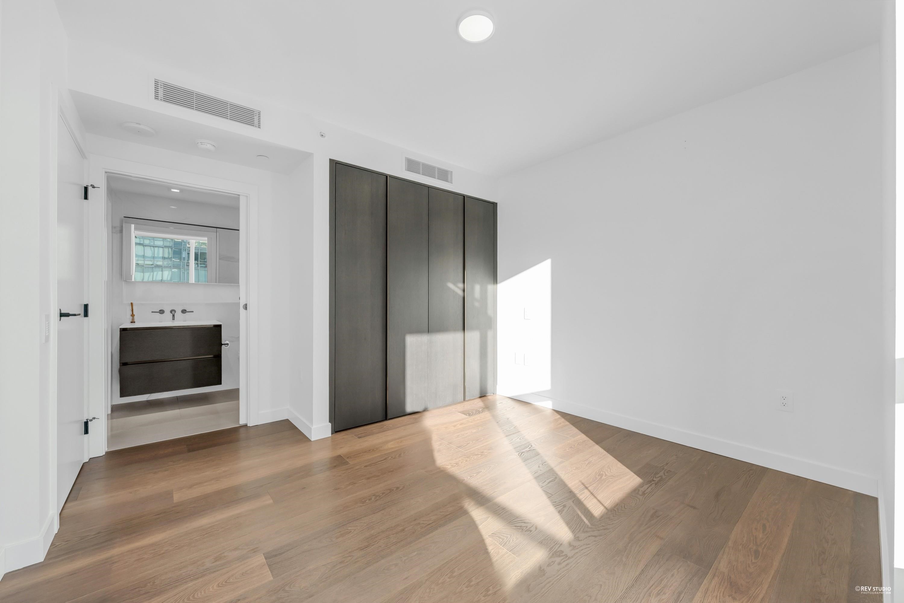 1602-620 Cardero Street, Vancouver, BC