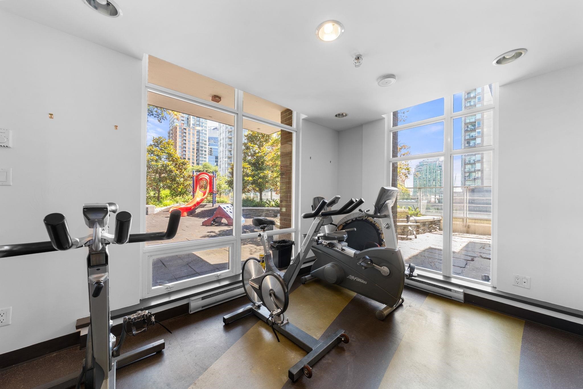 2106-535 Smithe Street, Vancouver, BC