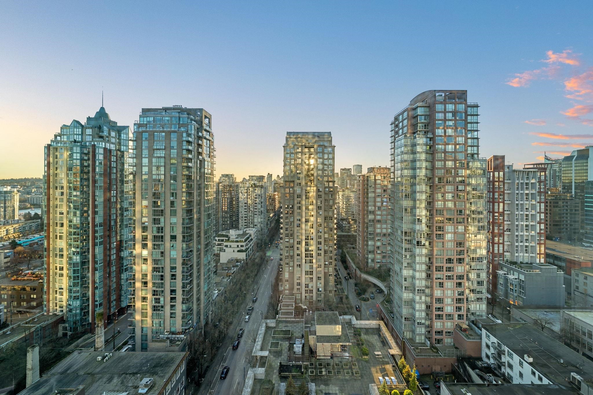 2106-535 Smithe Street, Vancouver, BC