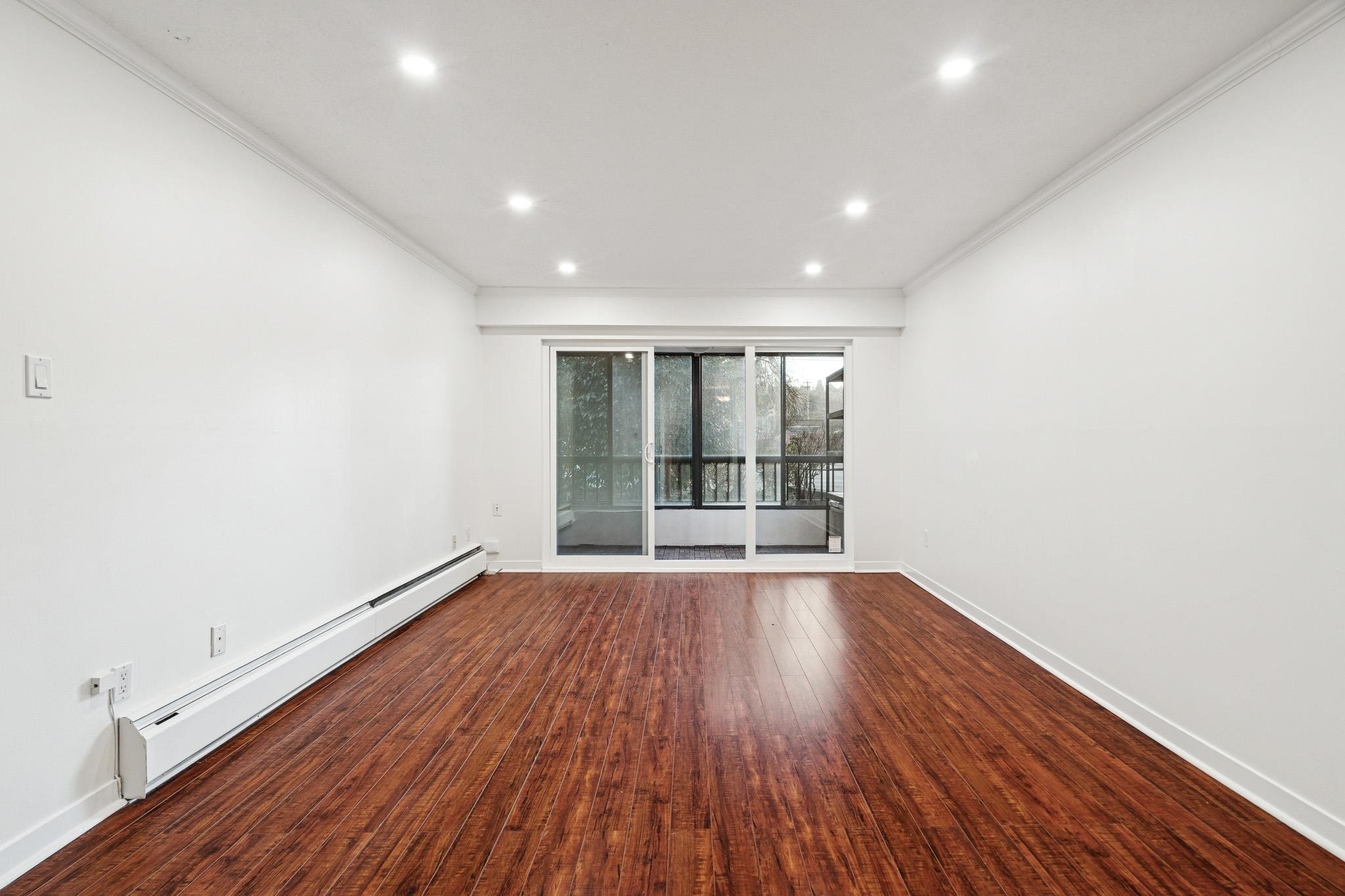 111-3787 4Th Avenue W, Vancouver, BC