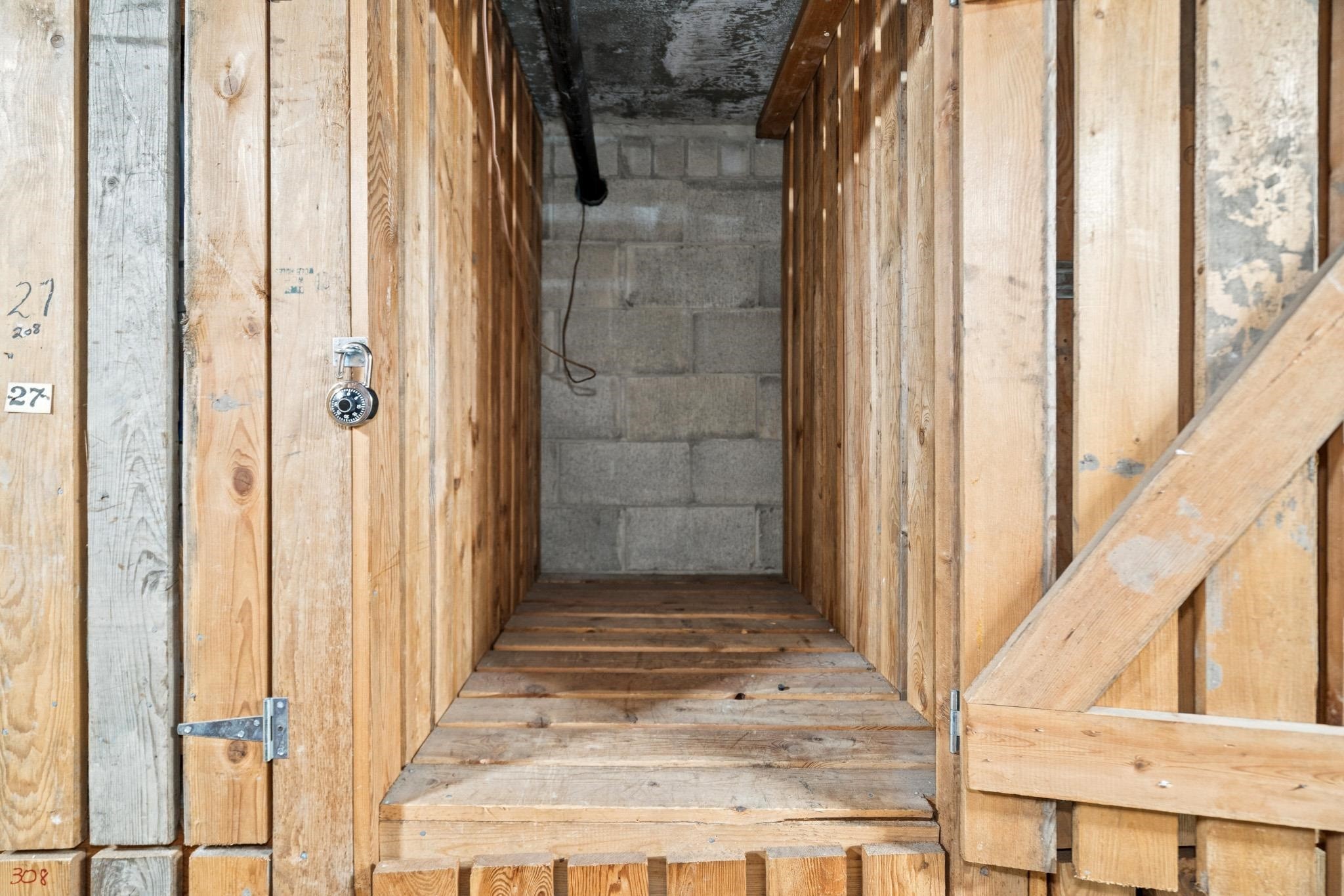 111-3787 4Th Avenue W, Vancouver, BC